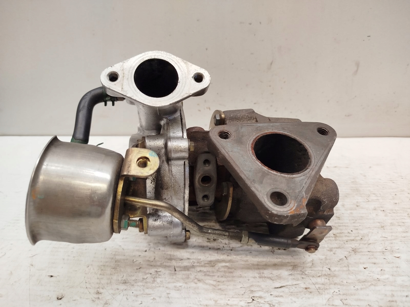 turbo Nissan 144114U110 GT1549