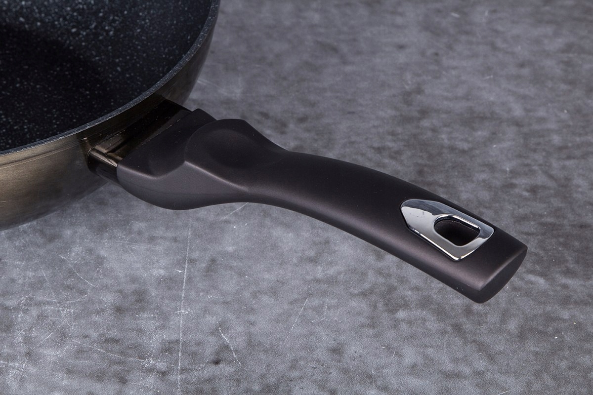 WOK GRANITOWY 28cm BERLINGER HAUS Kolor czarny odcienie szarości