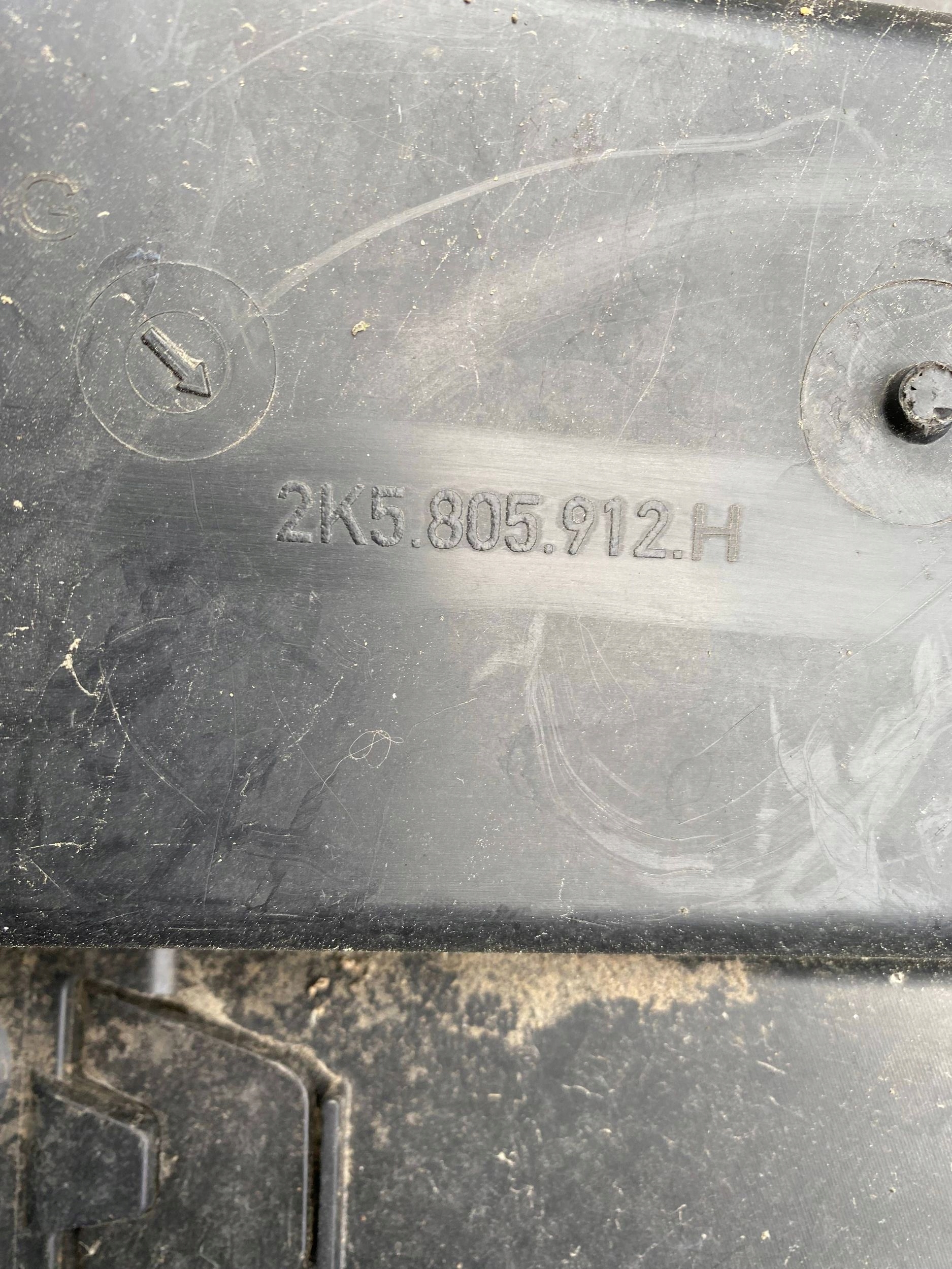 VW CADDY III IV mudguard right front front 2K5805912H