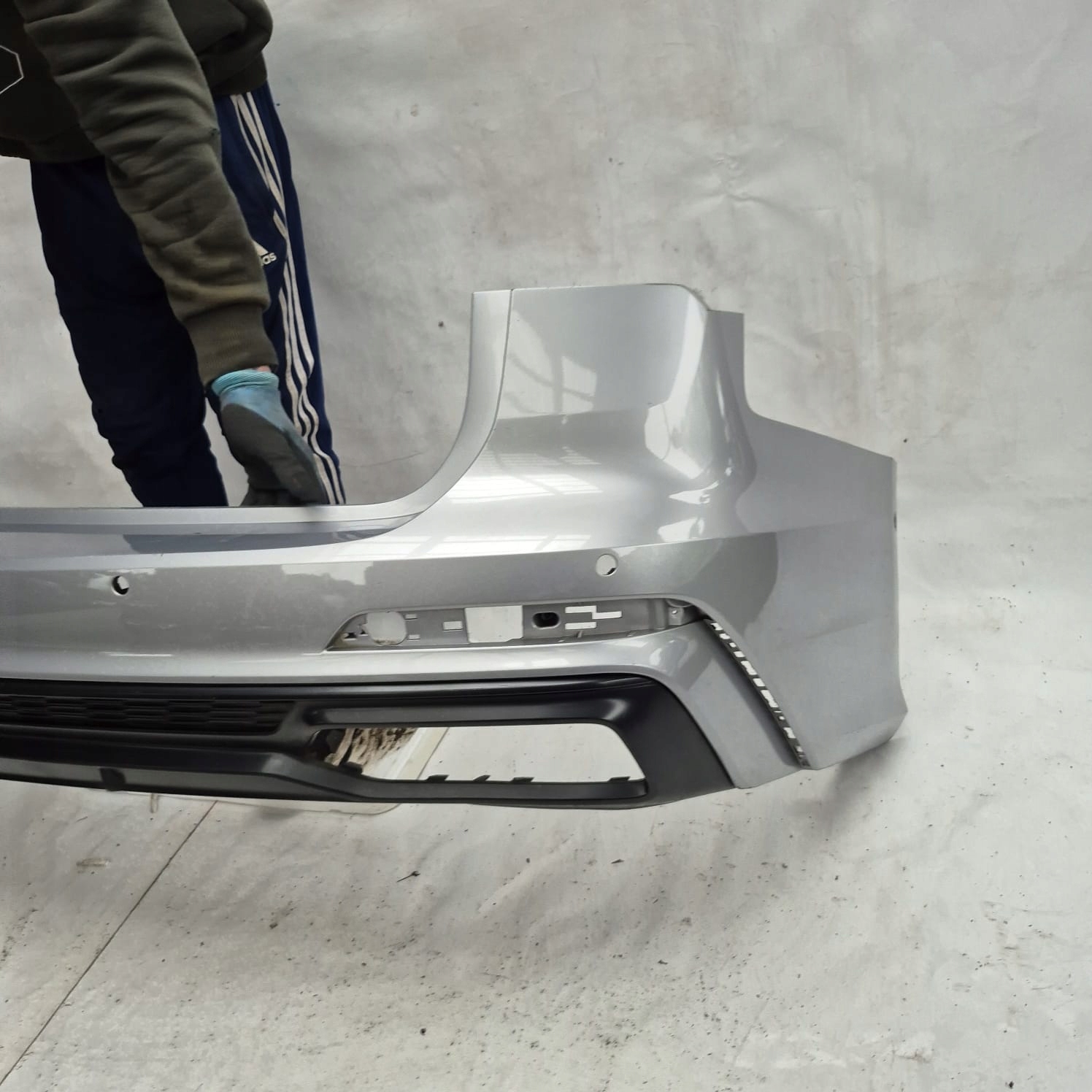 AUDI A6 C8 4K S-LINE KOMBI 18- bumper rear part rear PDC