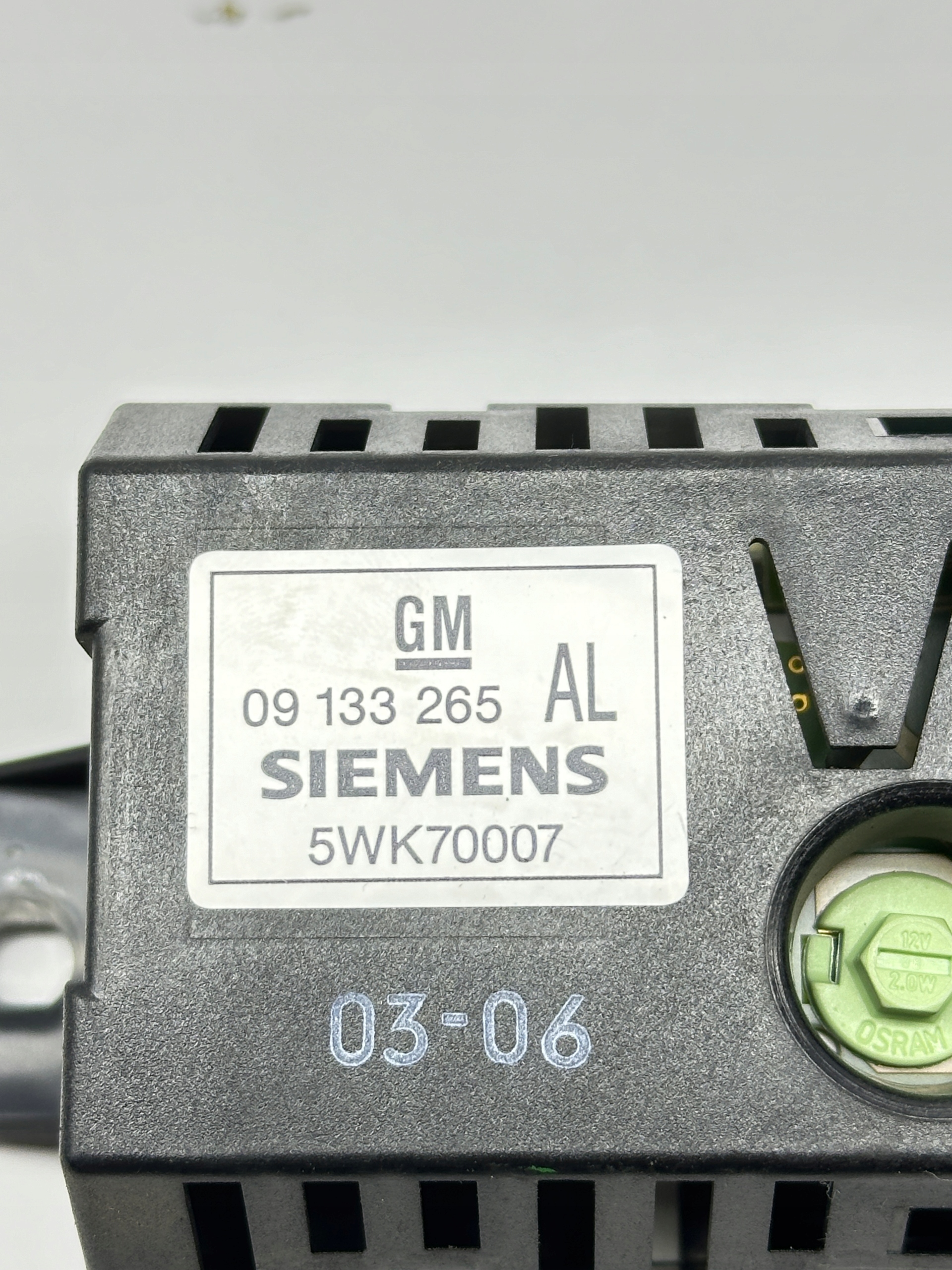 WYŚWIETLACZ OPEL ASTRA G 09133265 Typ samochodu Samochody osobowe