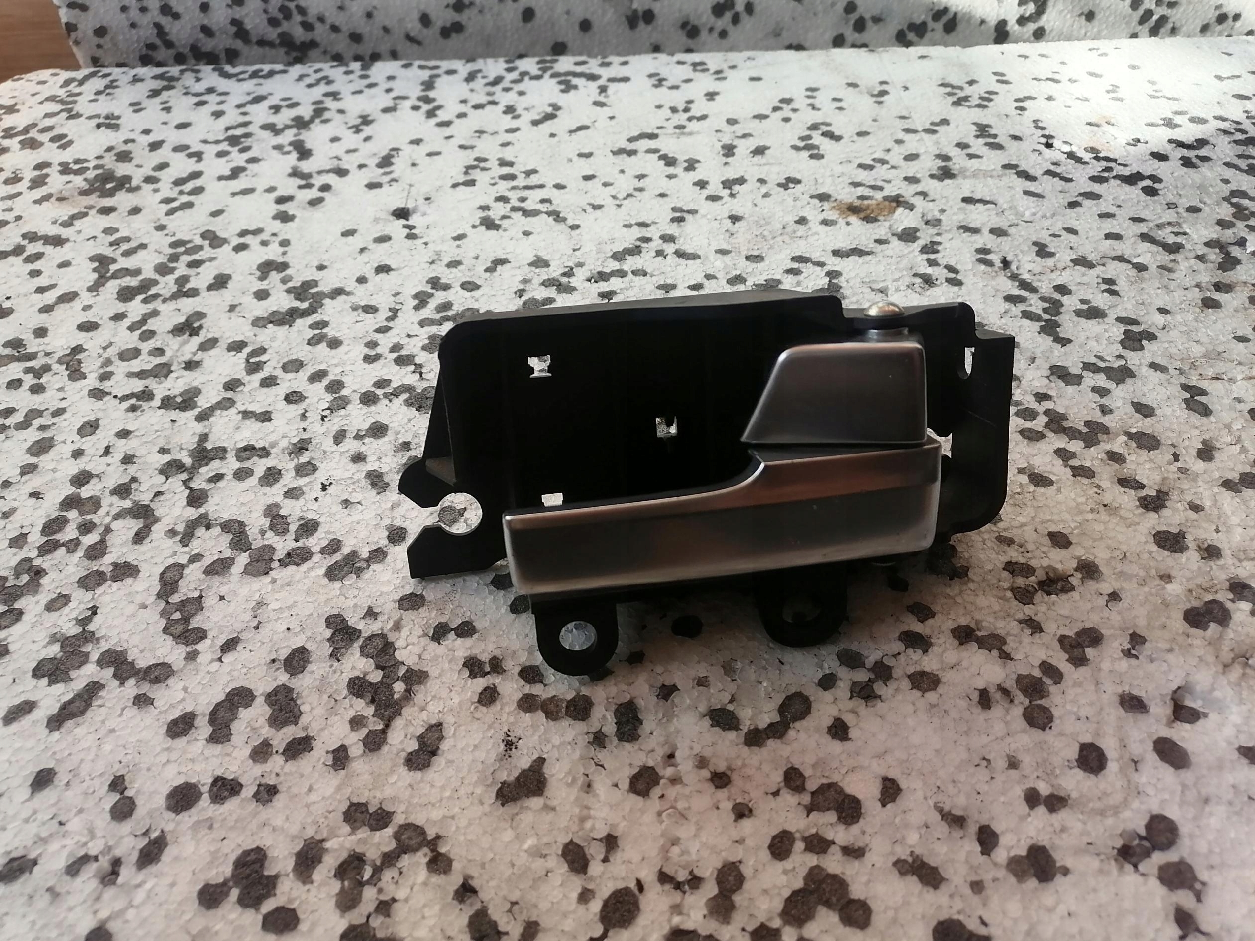 handle inner rear part right C-MAX 3M51-R22600-BA