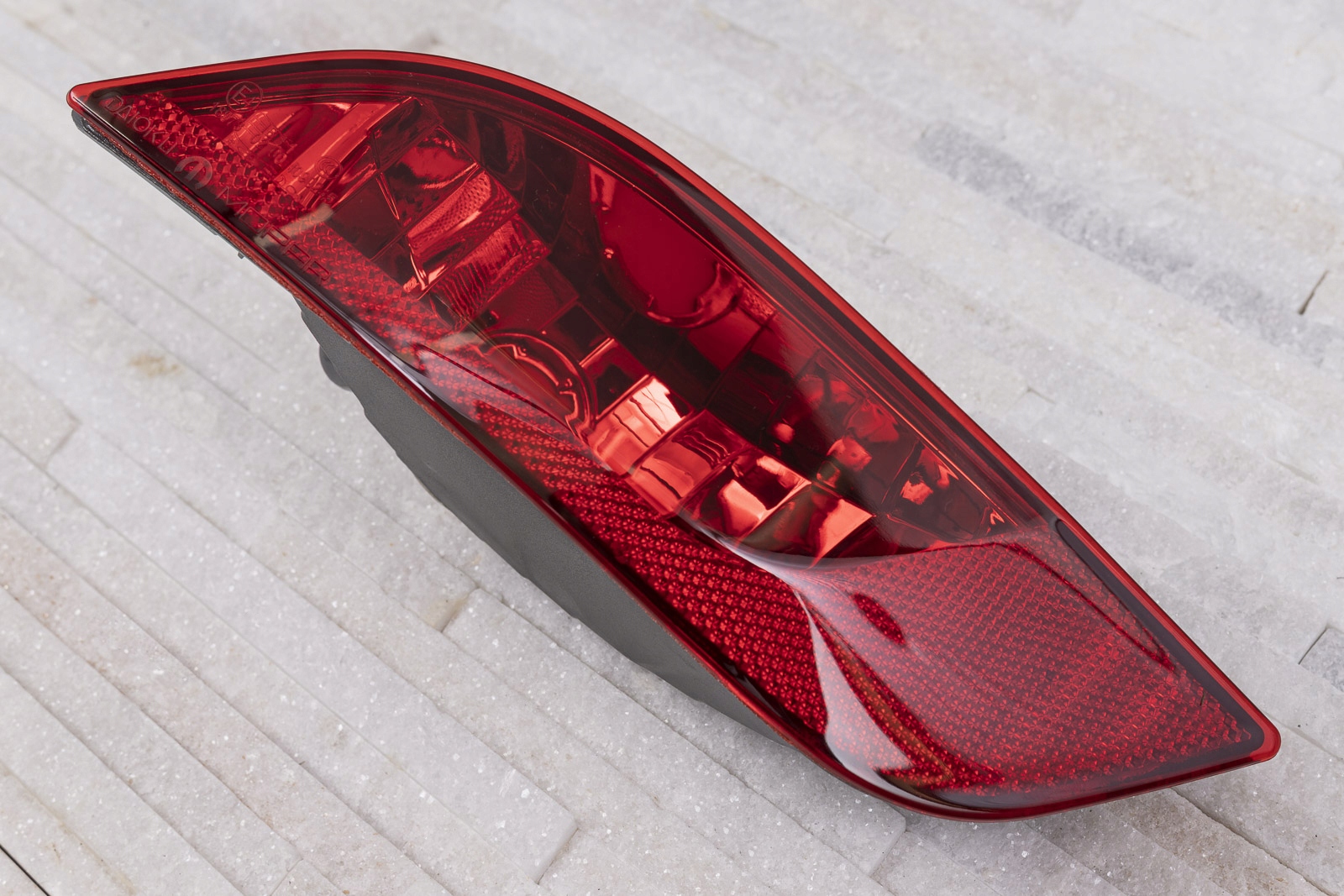 JEEP COMPASS II 17 LAMPA PRZECIWMGIELNA LEWA TYL Installation side left