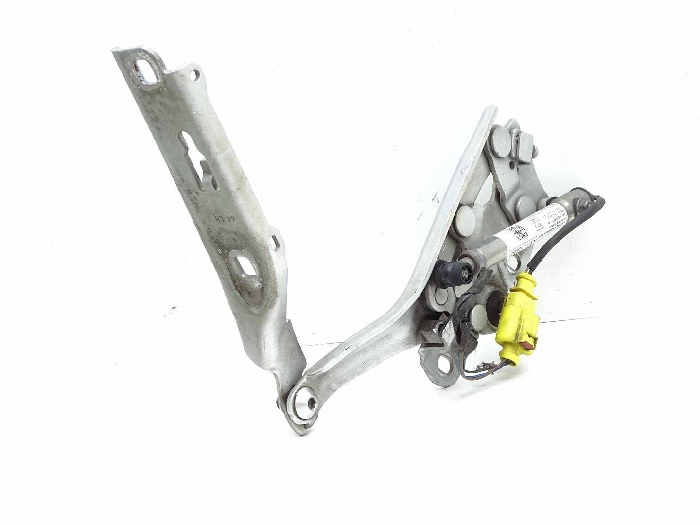hinge bonnets of the engine left NABOJ front front AUDI A3 S3 8V 8V0823301F