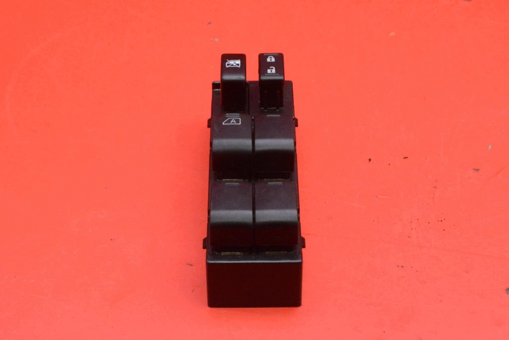 control panel of the window EU NISSAN NOTE 2 II E12 12-16