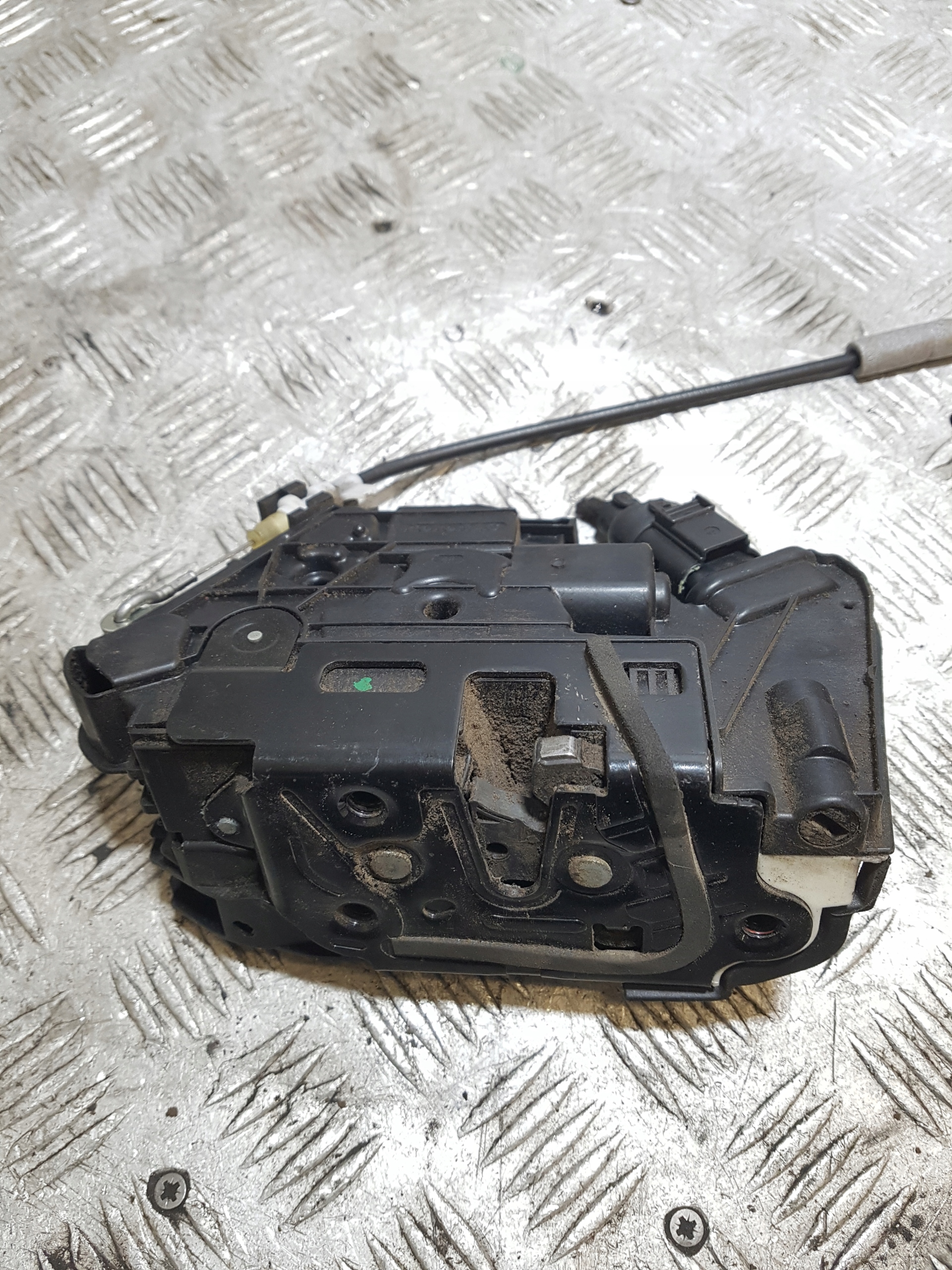 lock door CENTRALNY right front SKODA CITIGO 6 PIN 1S1837016C