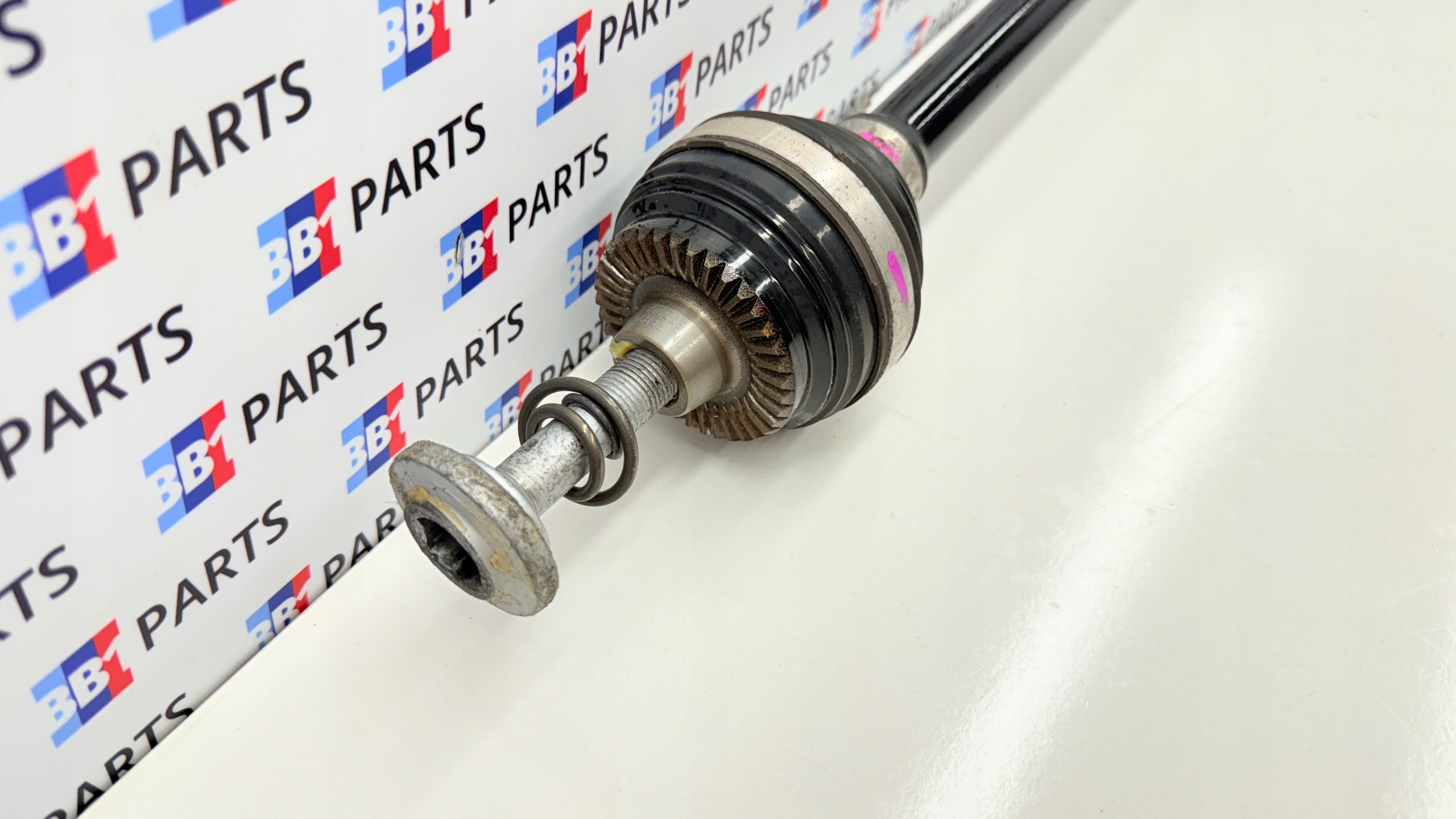 BMW G20 G21 semi-axis left rear part rear 320I 8482603