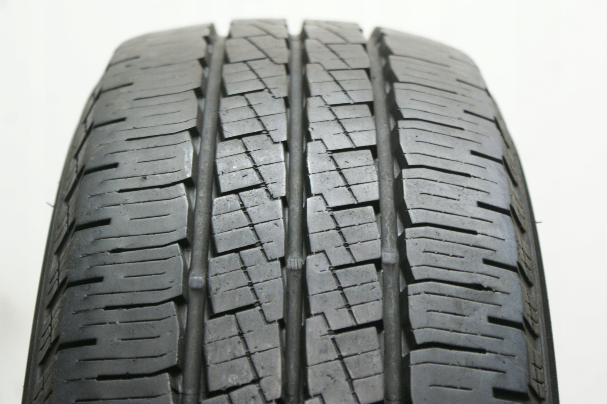 205 / 65R16C PIRELLI CHRONO FOUR SEASON, 8,2 мм