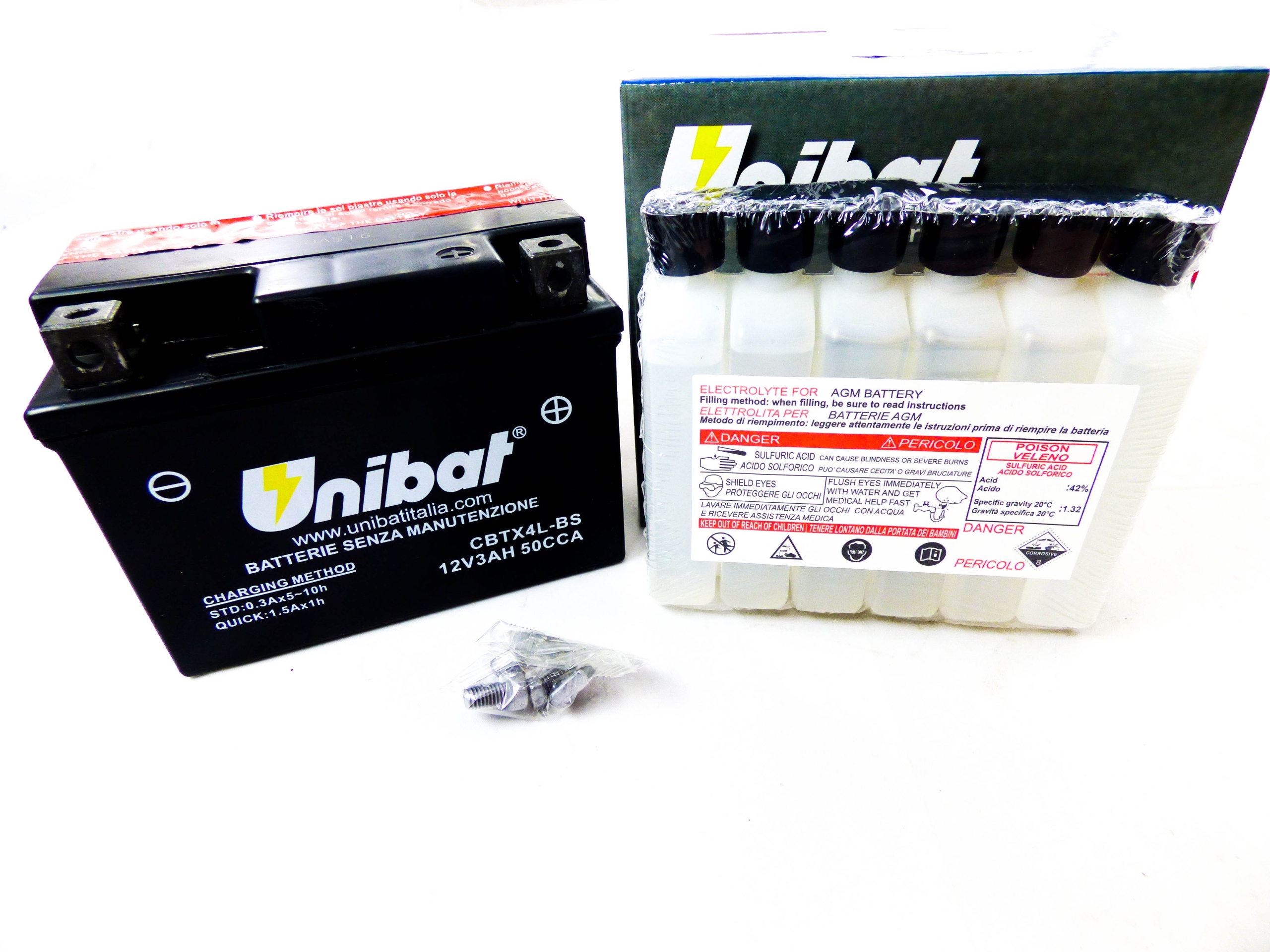 AKUMULATOR UNIBAT 3AH 12V CBTX4L-BS