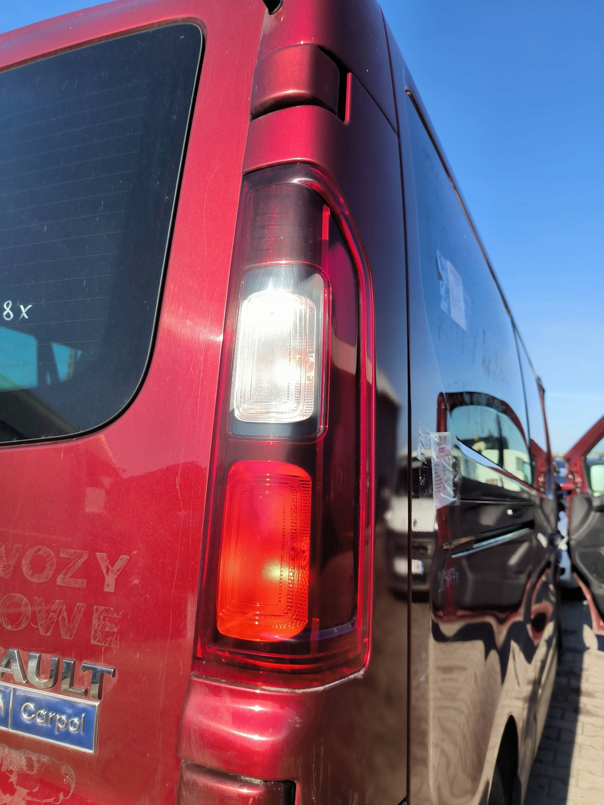 light right rear part RENAULT TRAFIC III LIFT