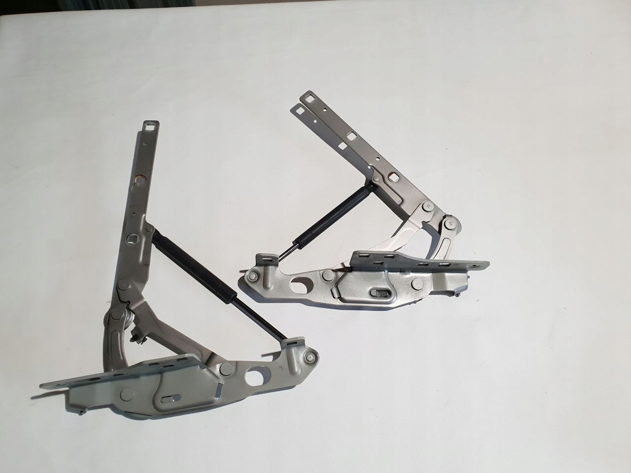 MERCEDES SL W230 R230 01-08 петлі капота спереду