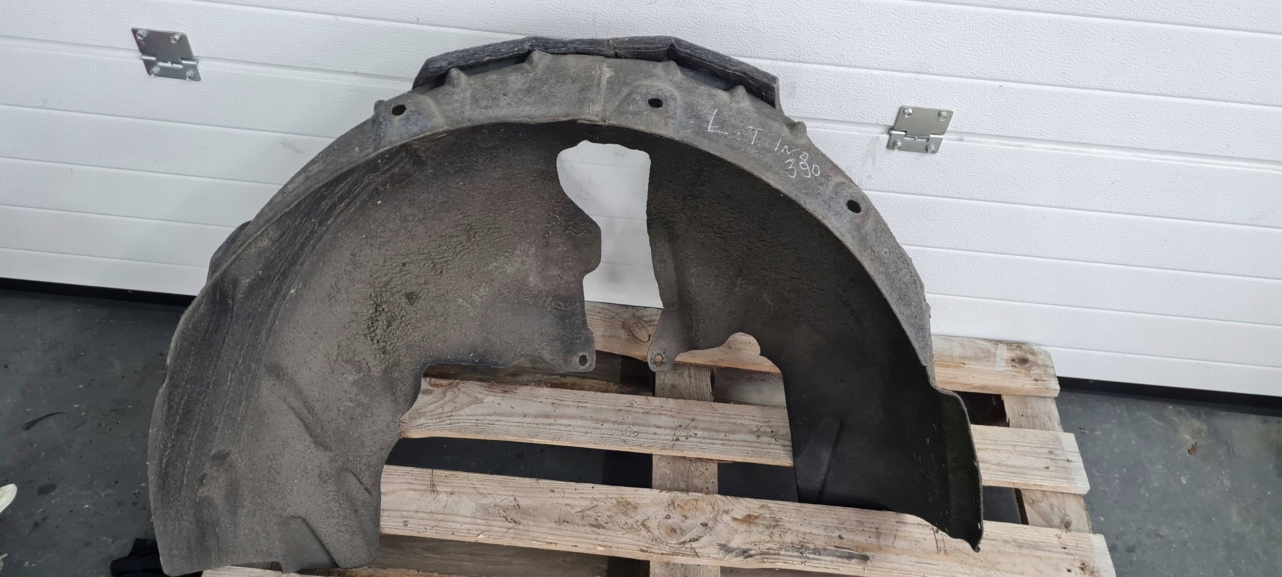 A7 4G S7 mudguard left left rear part MATERIAL 4G8810171B