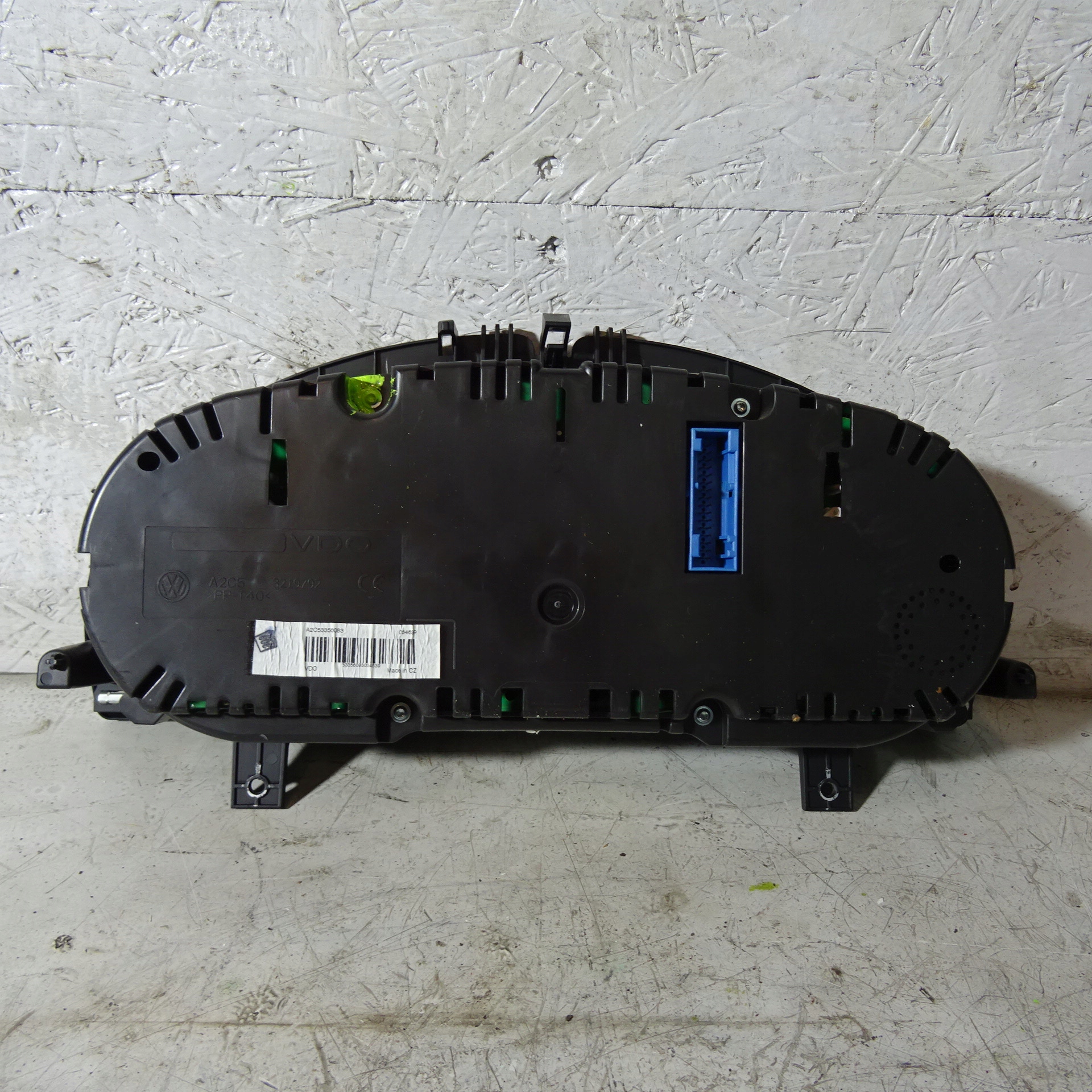 VW PASSAT B6 1.6TDI dials 3C0920872B