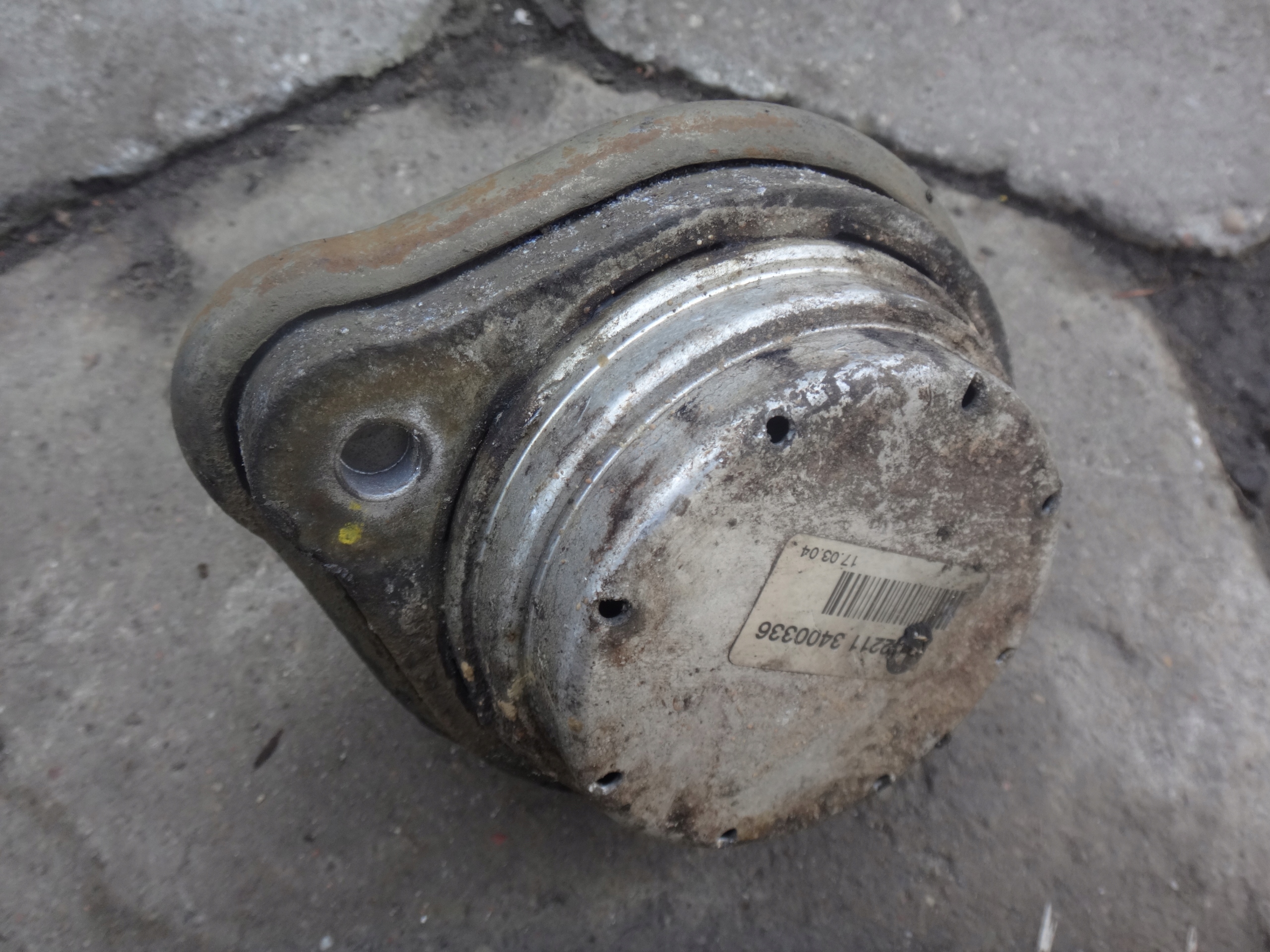 подушка Двигателя правая BMW X3 E83 2.5 3.0 и M54 N52