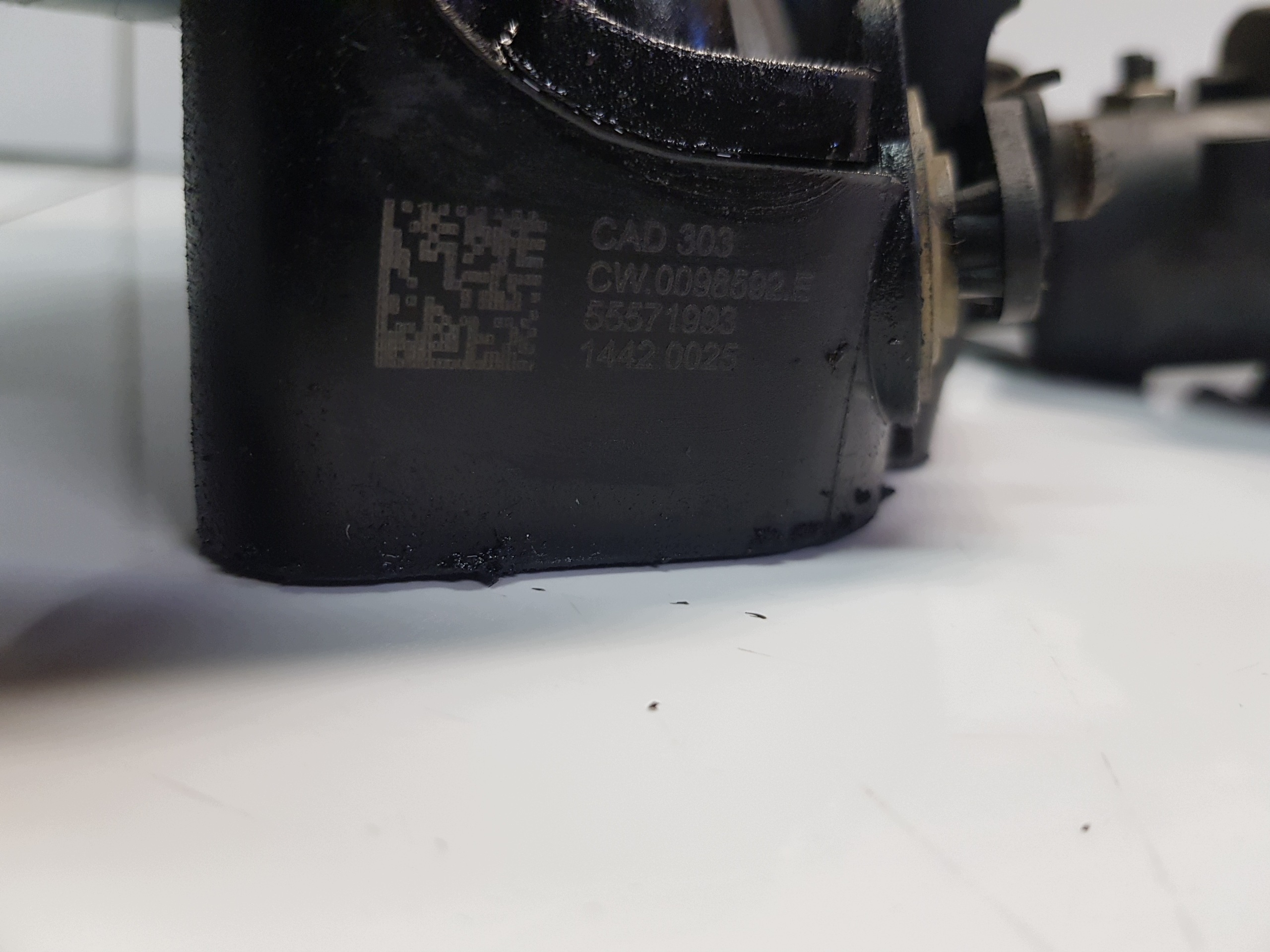 OPEL INSIGNIA 2.0CDTI intake manifold 55571993