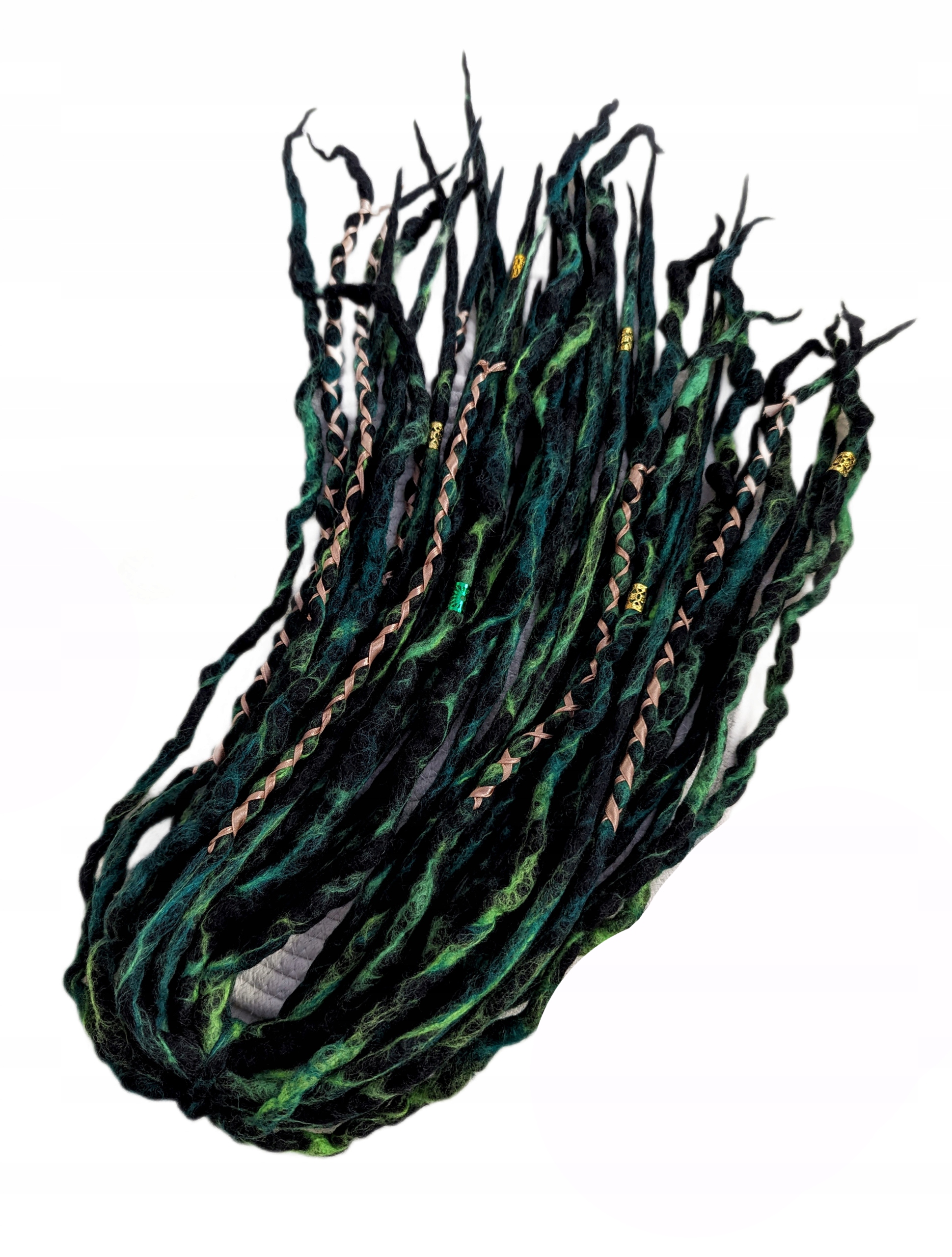 Dredloky Dredy Vlněné ručně vyráběné, zelené, černé, Zlatá Hadice, 40 ks