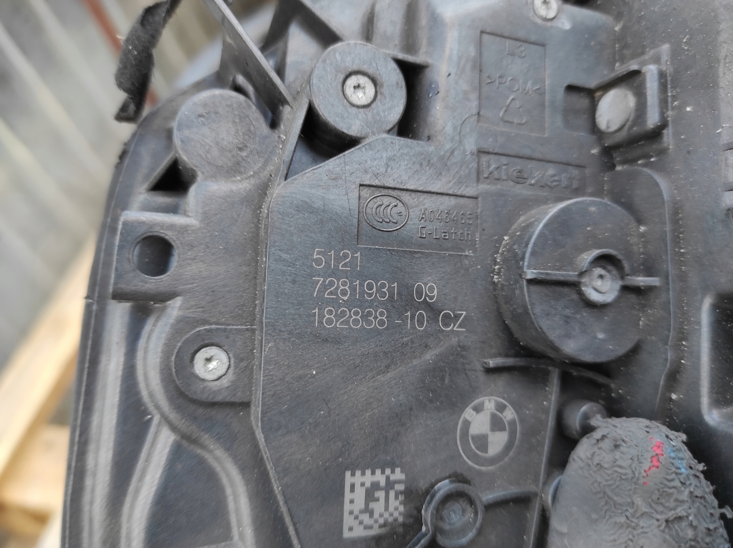 lock door left front BMW MINI 7281931