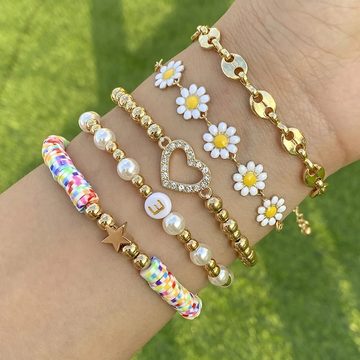 Cute Daisy Flower Beaded Bracelet Set for Wom Stan opakowania oryginalne