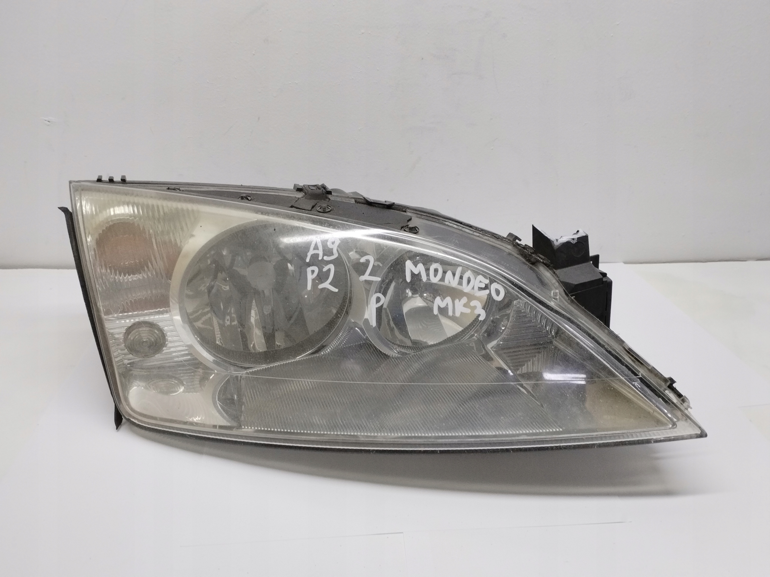 light front right FORD MONDEO MK3 1S7113005AJ 01-07r