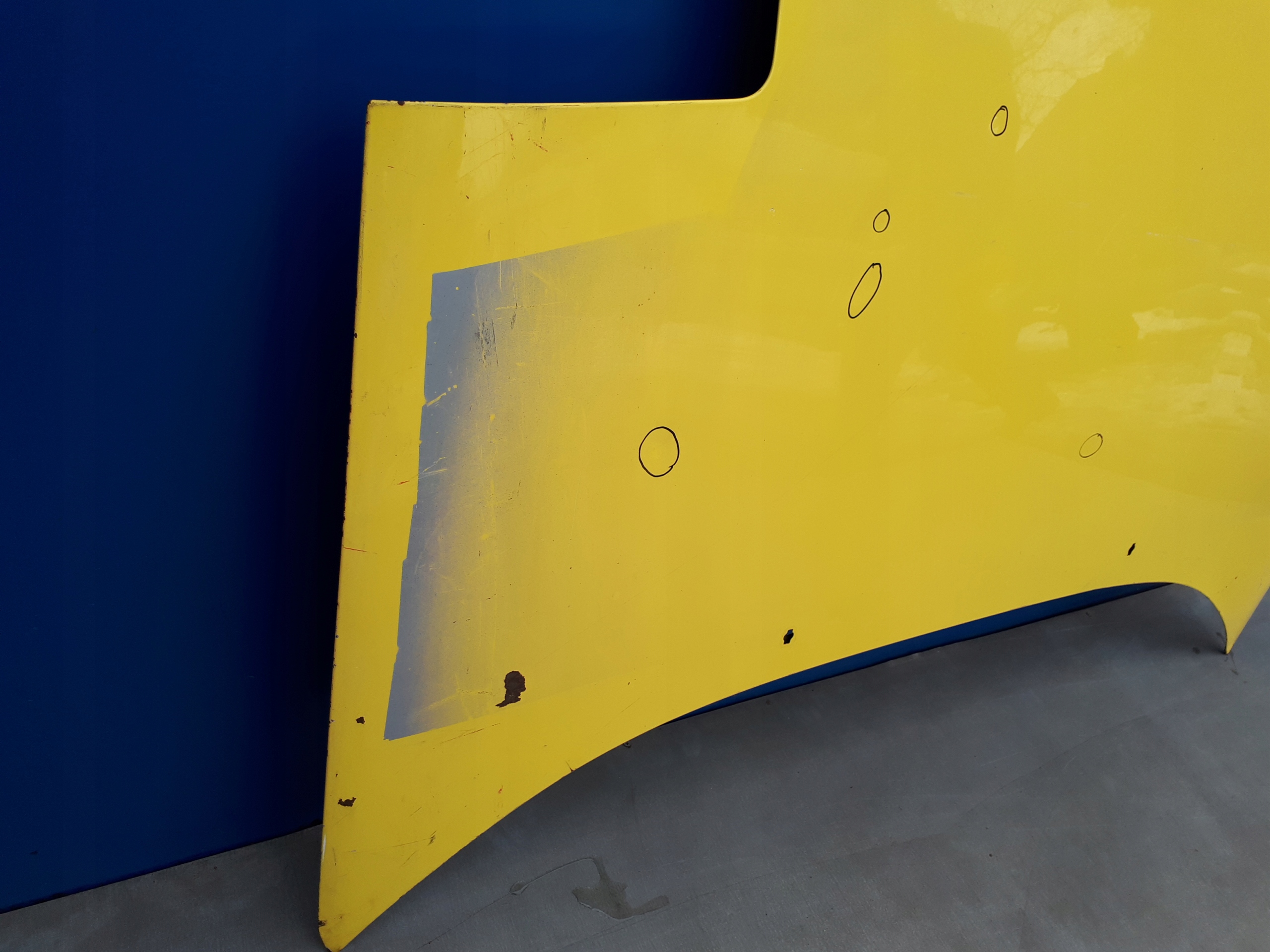 TOYOTA MR2 MRII 1990-1997 90- MASKA POKRYWA PRZÓD Kolor żółty