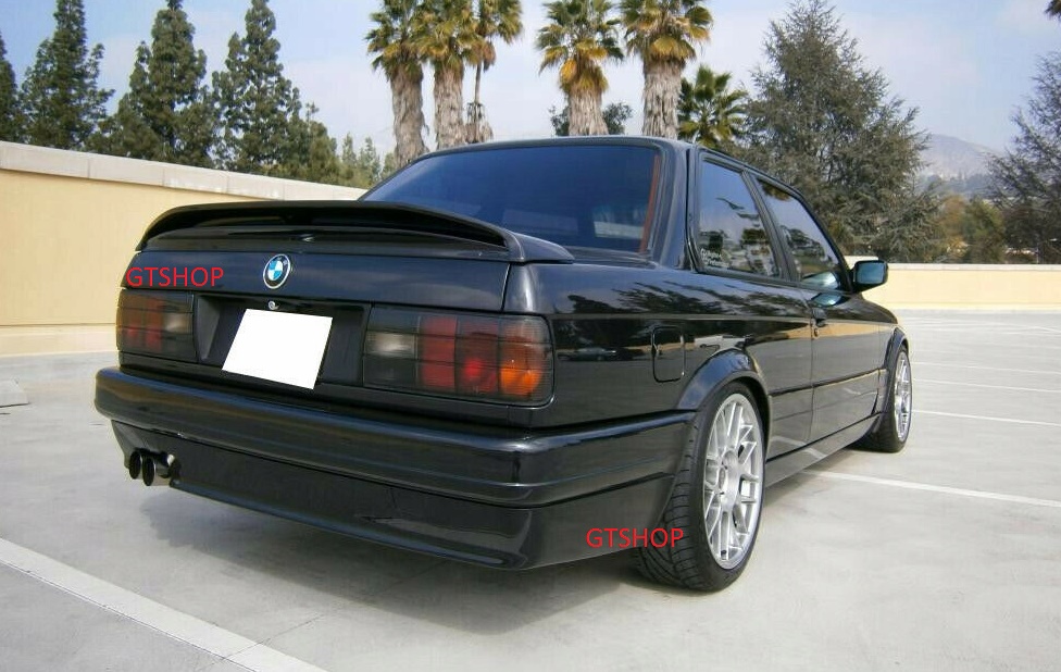 BMW E30 DOKŁADKA POD ZDERZAK TYŁ M-TECHNIC 2 - GT SHOP