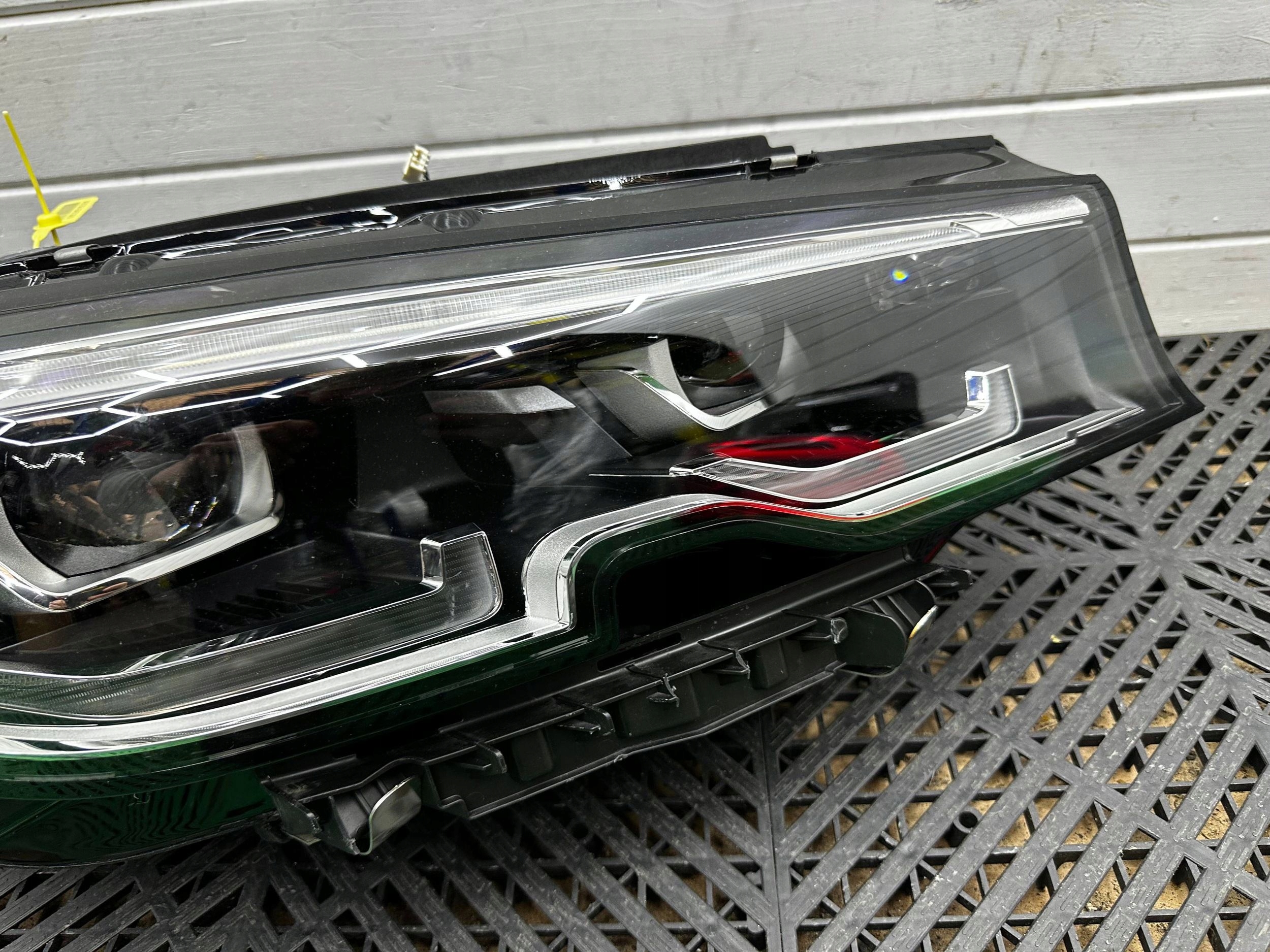 light front side right BMW 3 G20 G21 9481702