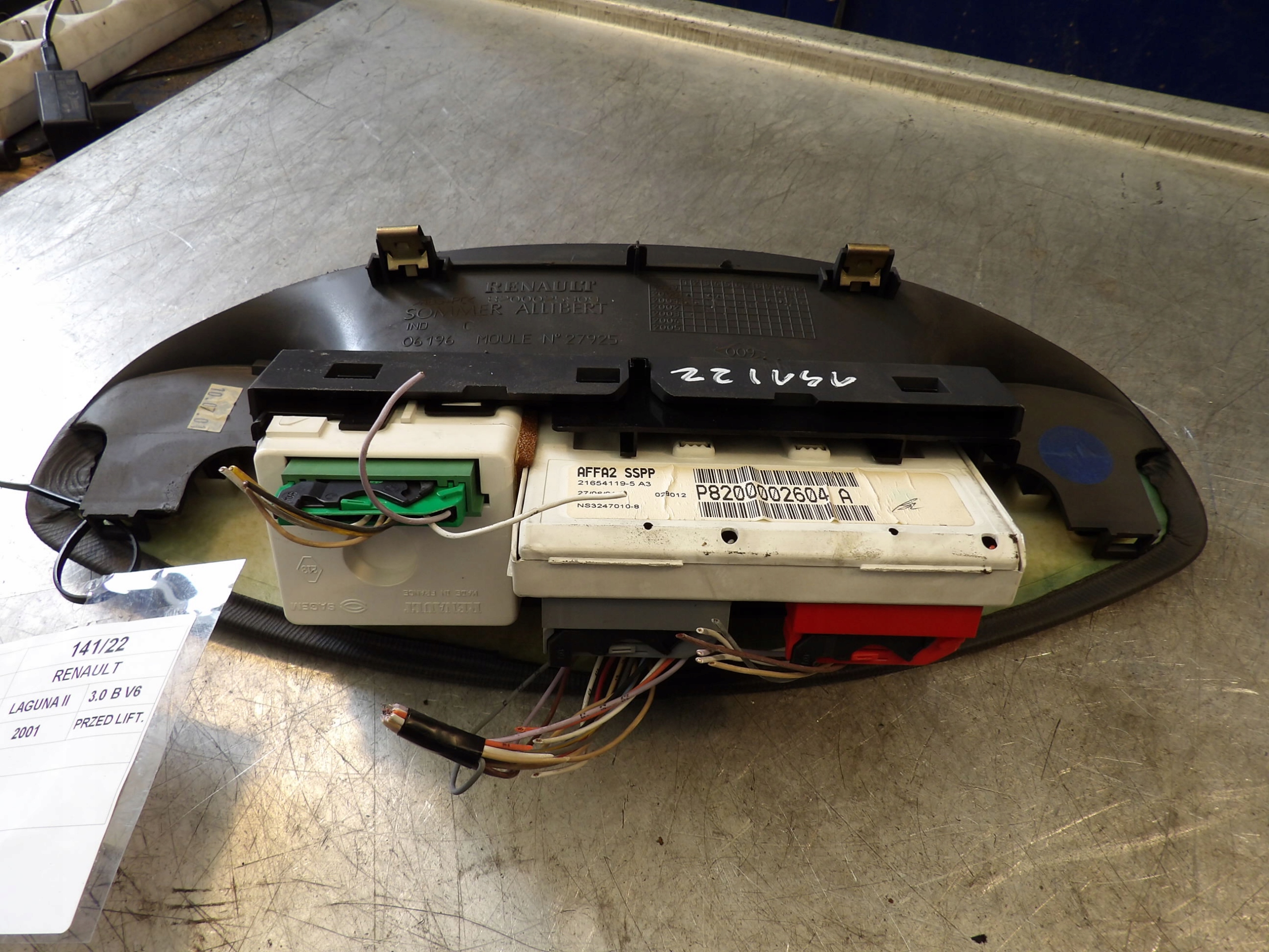 clock Renault Laguna II P8200002604A 21654119-5
