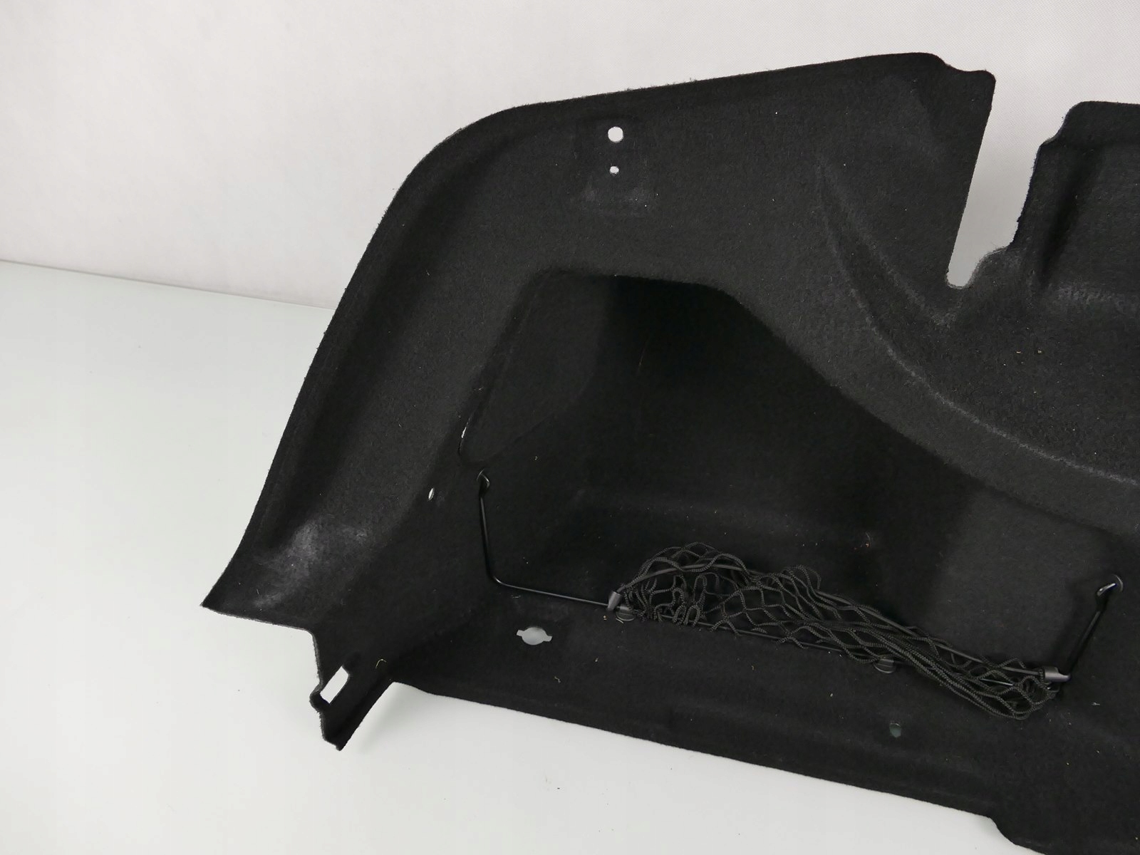MERCEDES W204 C sedan boot upholstery left