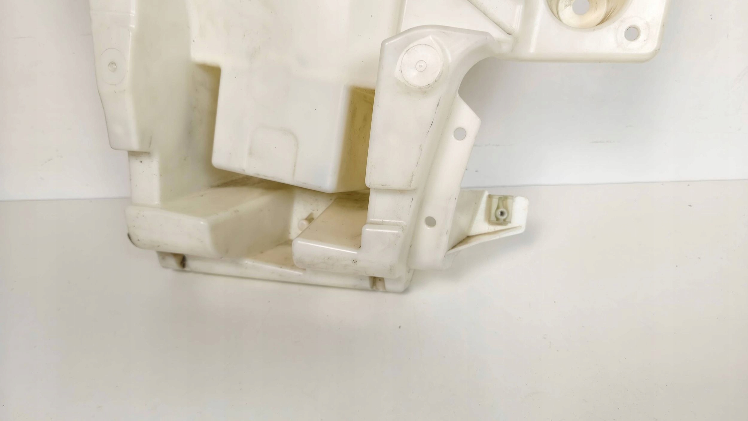 BMW X4 G02 8081905 bumper bracket rear part left holder M- pakiet