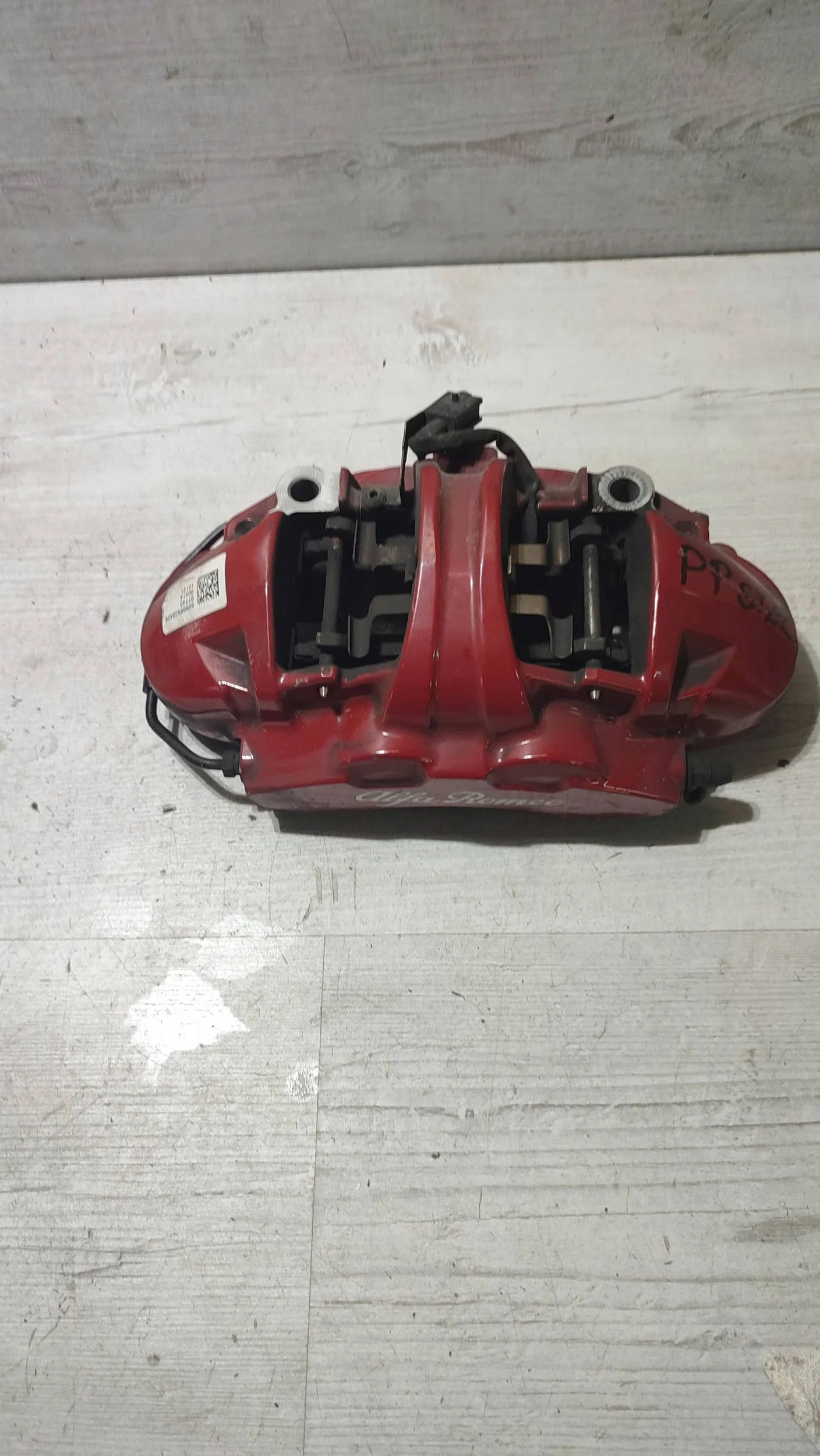 Alfa Romeo Stelvio 2021 front side right caliper brake front