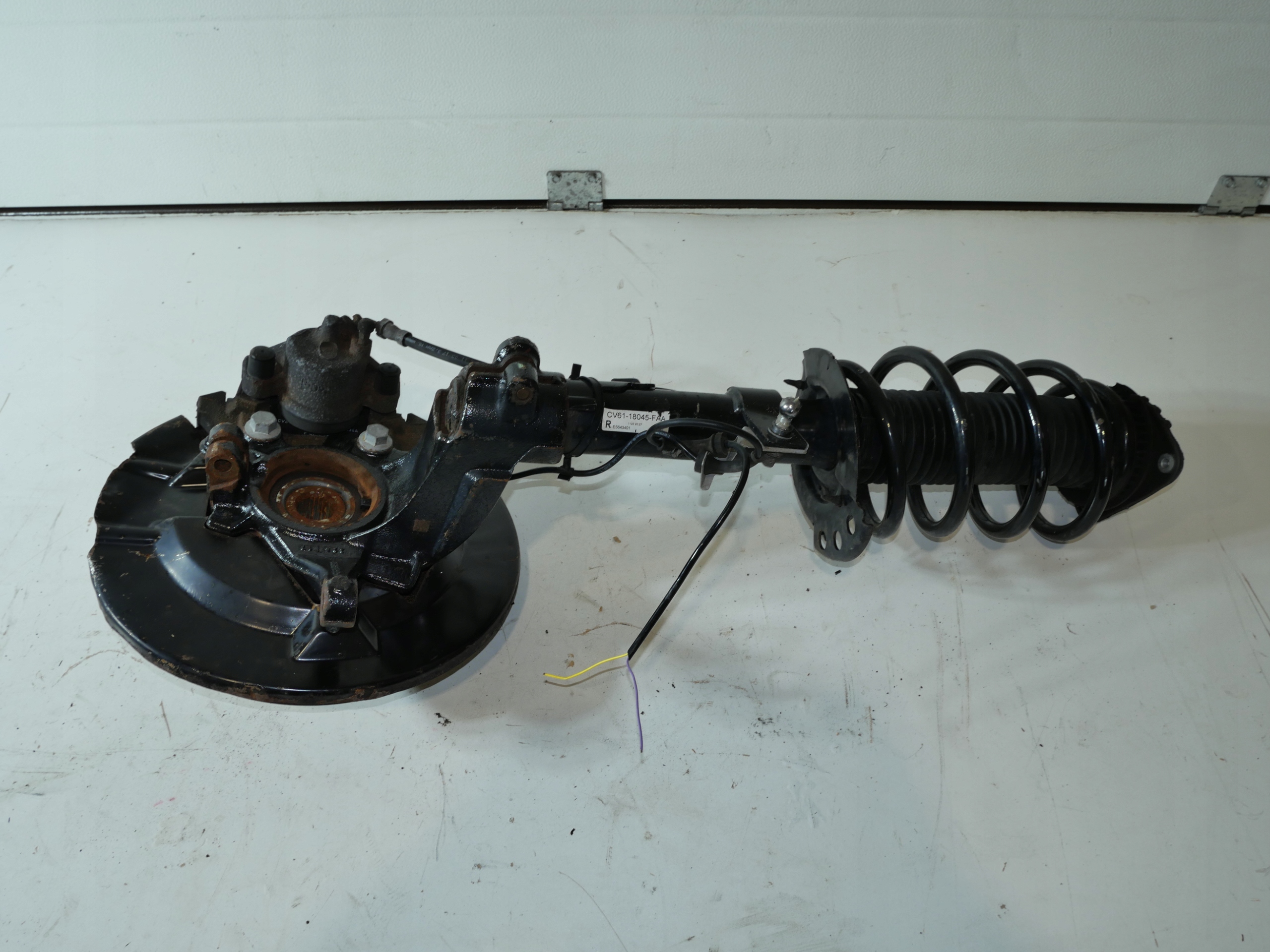 McPherson swing shock absorber FORD KUGA CV61-18045-FAA