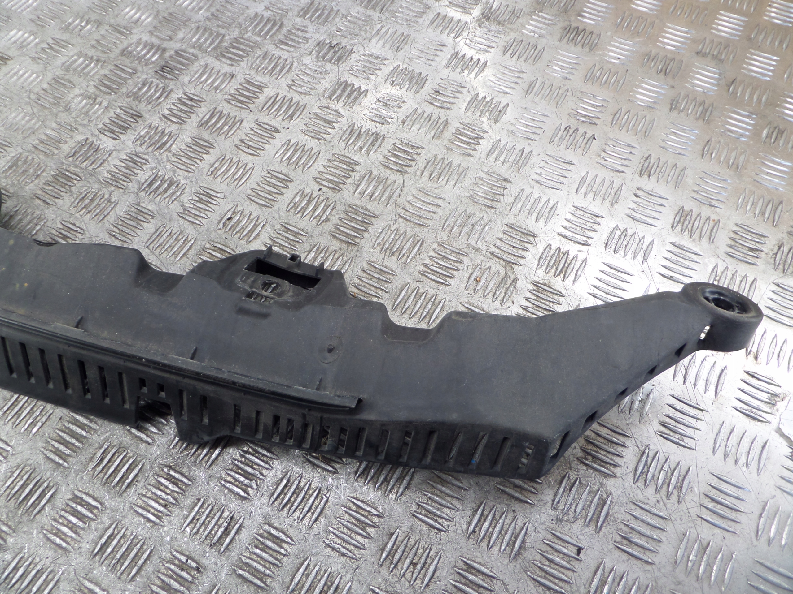 CITROEN DS5 11- bumper bracket rear part 9803131880