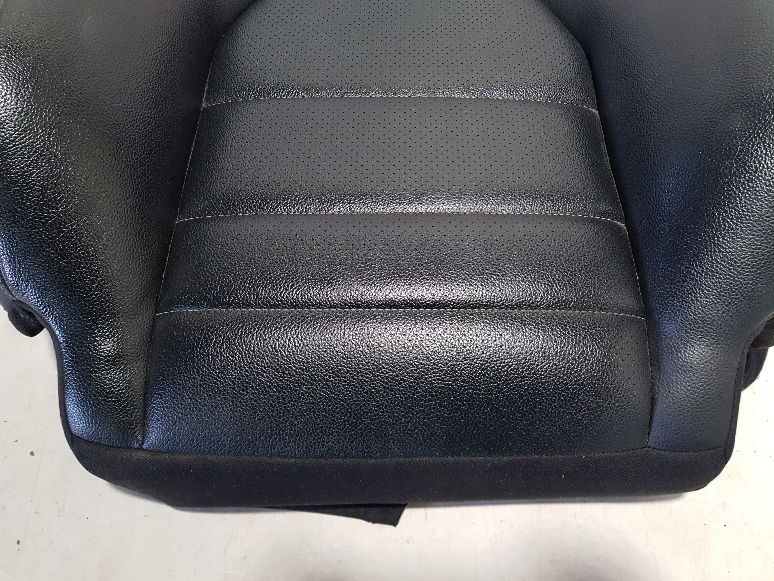 MERCEDES W207 OPARCIE Siège Passegers Droit