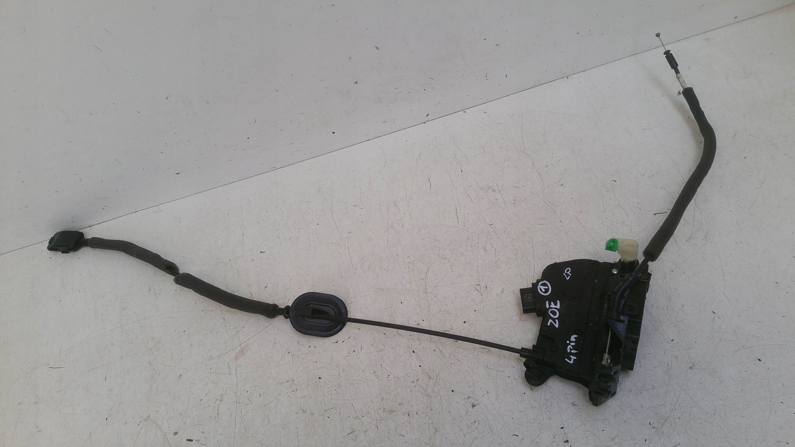lock left front 805031107 Renault Zoe