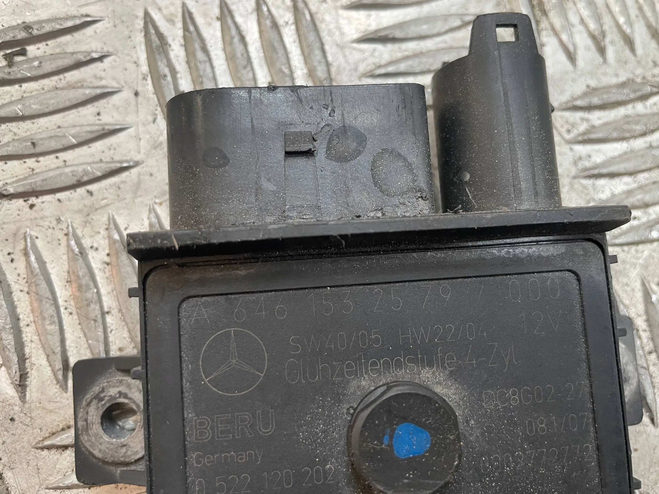 PRZEKAŹNIK ŚWIEC ŻAROWYCH MERCEDES W204 W211