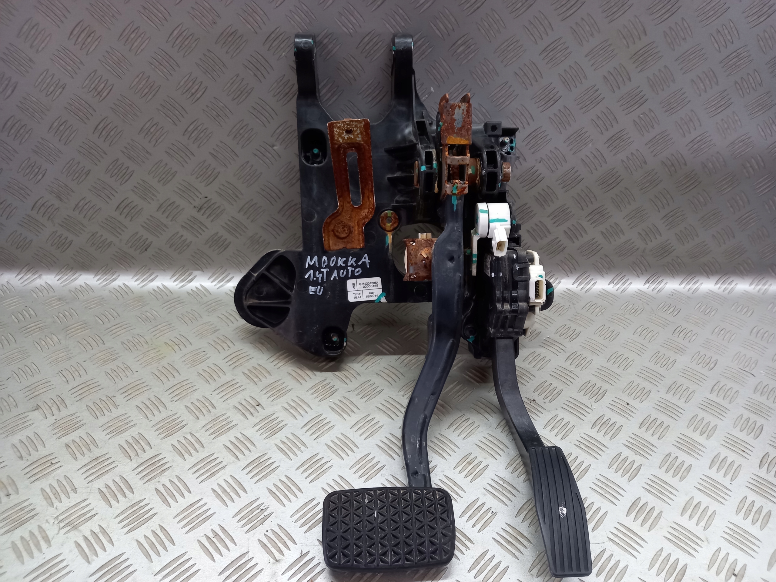 педаль Педали opel MOKKA X автомат европа