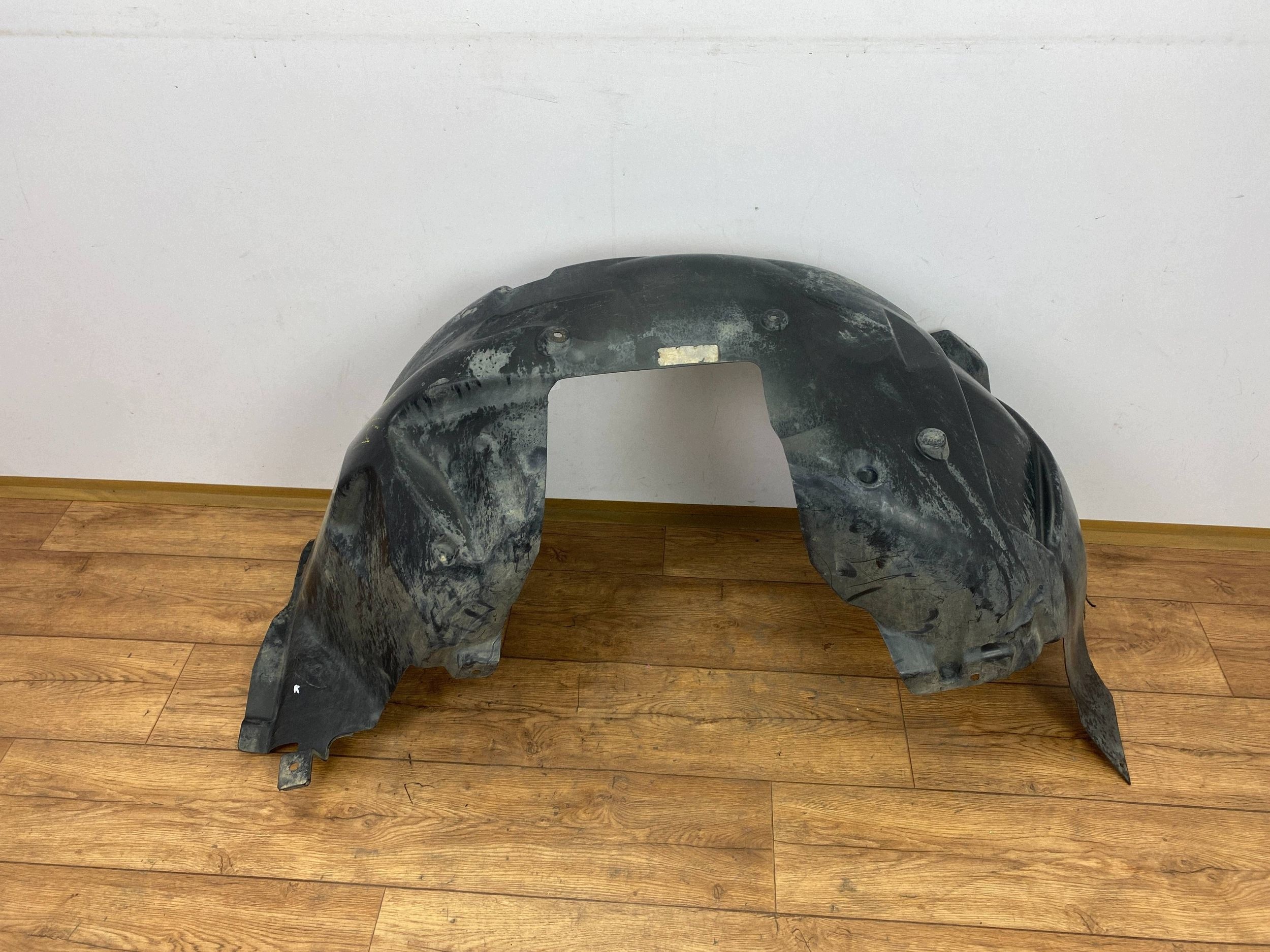 mudguard front left Ford Mustang VI 2015+