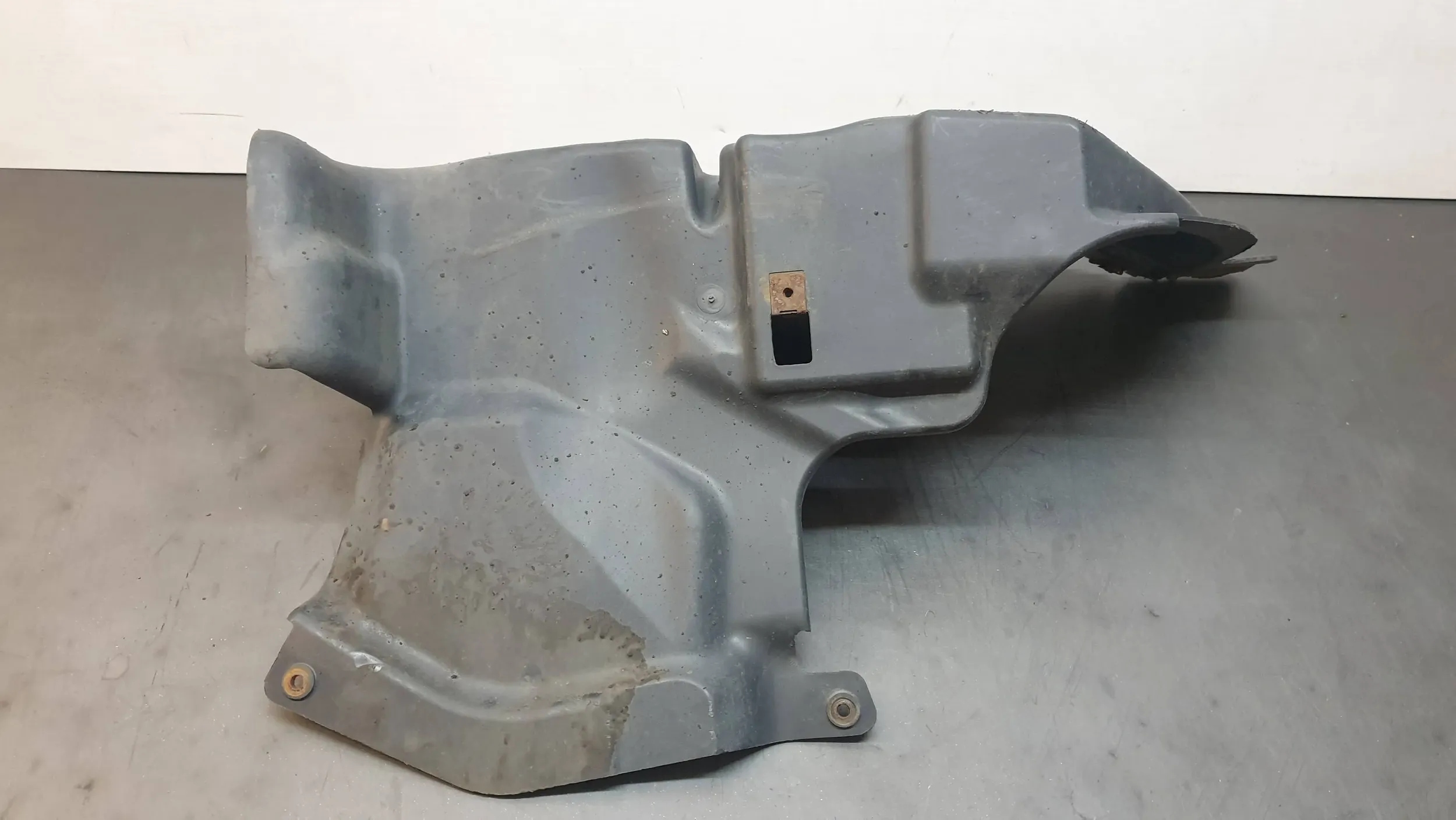 Osłona silnika nadkole Fiat Bravo II Producent części Fiat OE