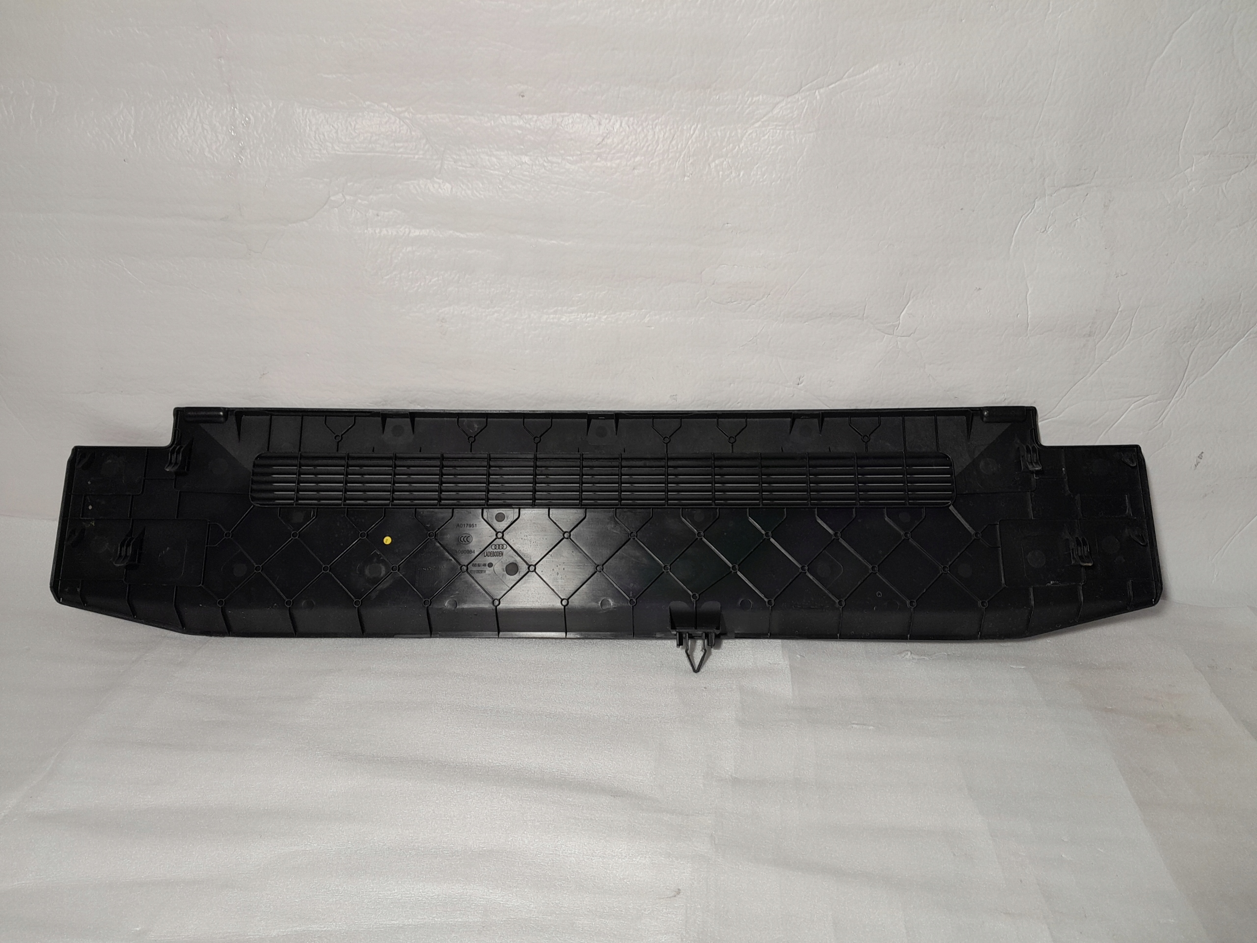 AUDI Q8 4M cover boot 4M8861486