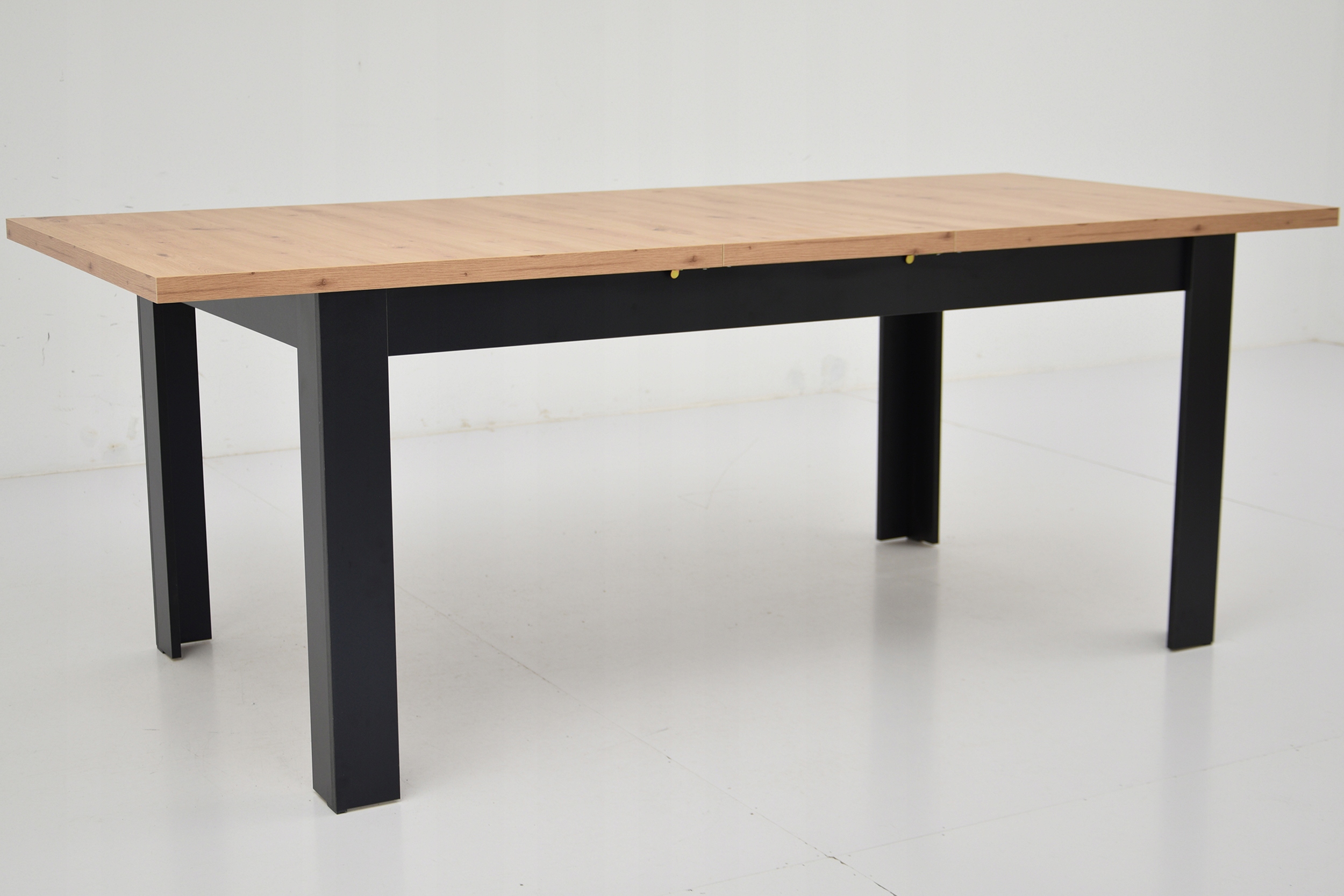 Duży Rozkładany stoł 90x160/200 ARTISAN 6 krzeseł Maksymalna długość rozłożonego stołu 200 cm