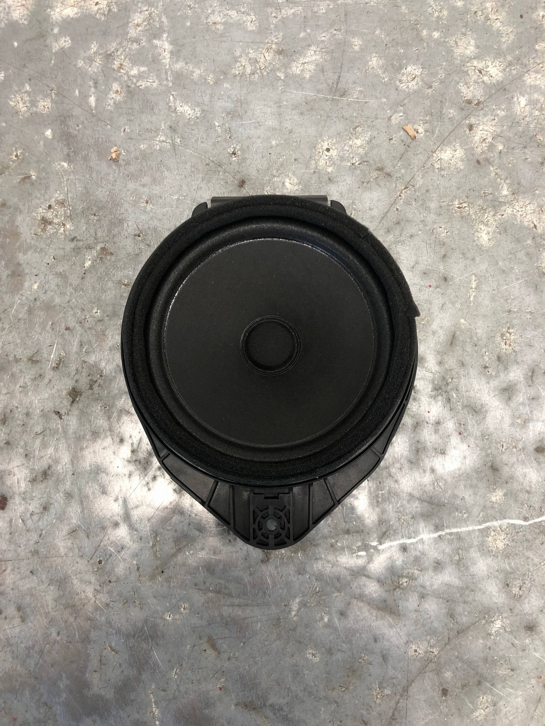 speaker door front OPEL ASTRA K KOMBI 39016129