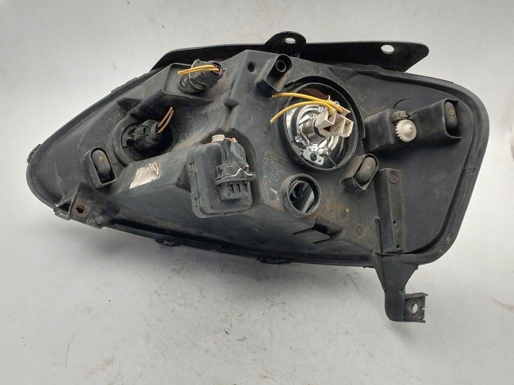 VW Fox light right front front
