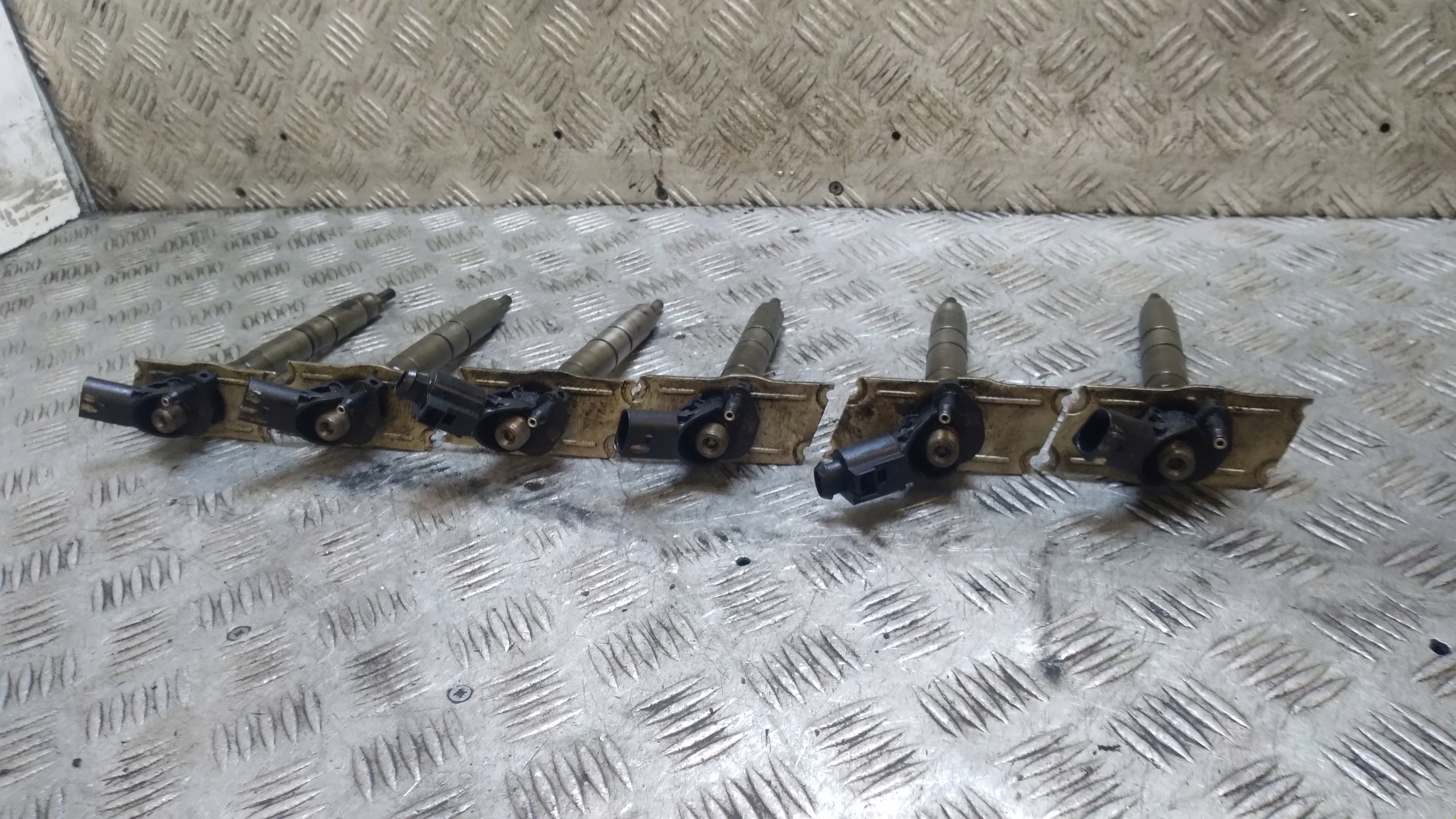 Einspritzdüse Einspritzdüse KOMPLET AUDI A6-C6 059130277AH 3.0 TDI
