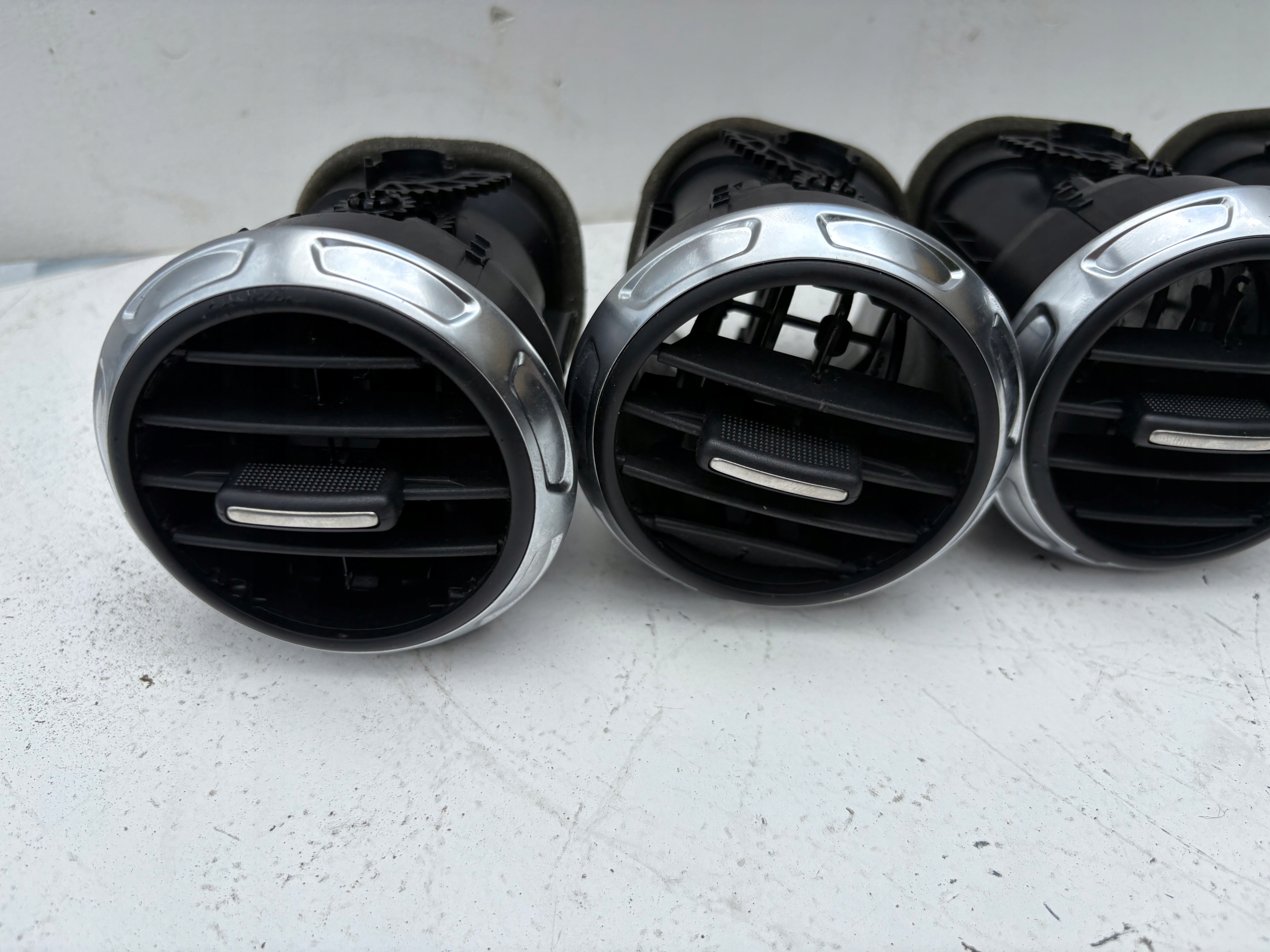 AUDI TT 8J 06-14 grid air conditioning devices 8J0820901D TTS TTRS