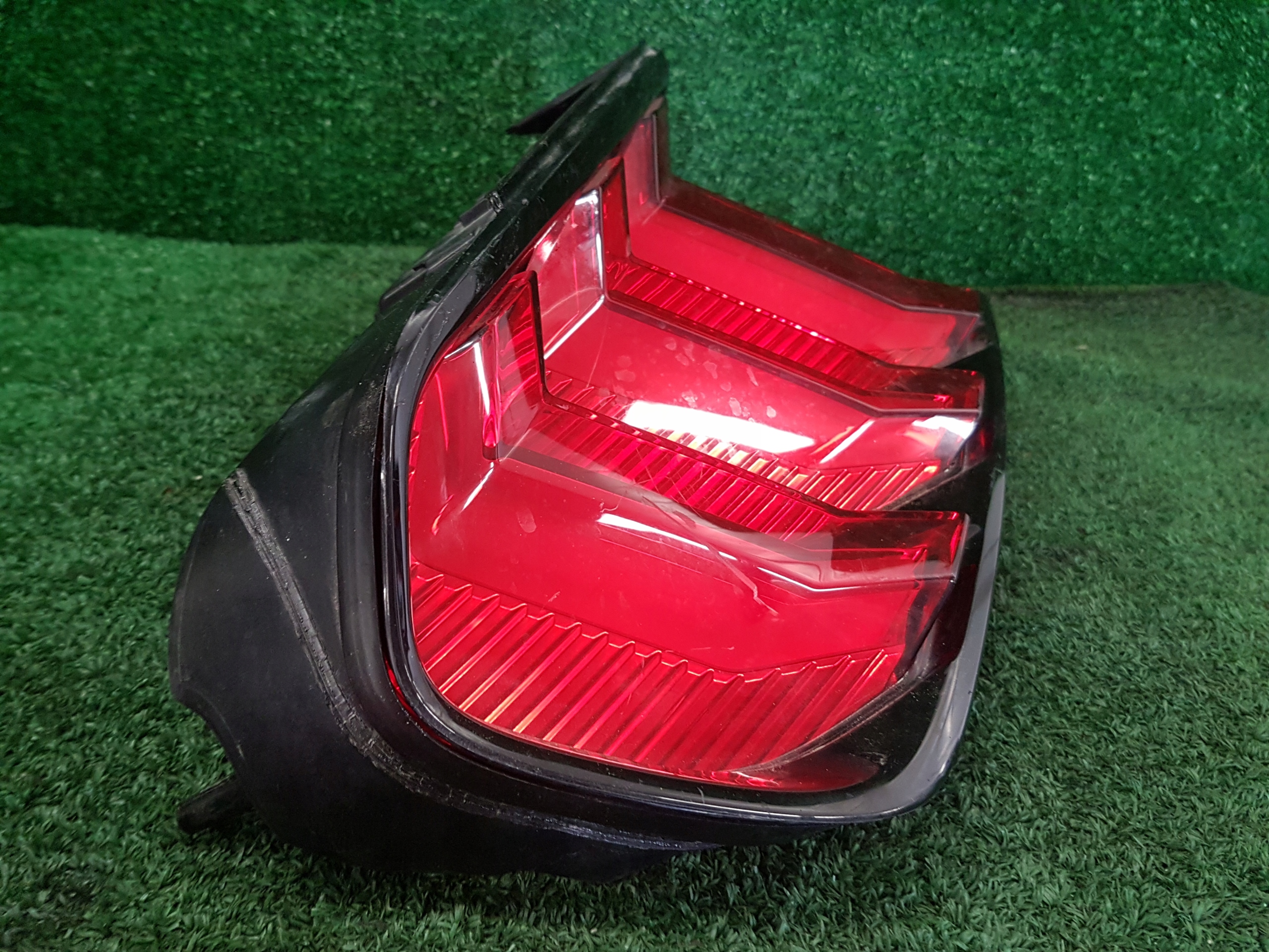 light left rear 3D FORD MUSTANG JR3B-13B505-A