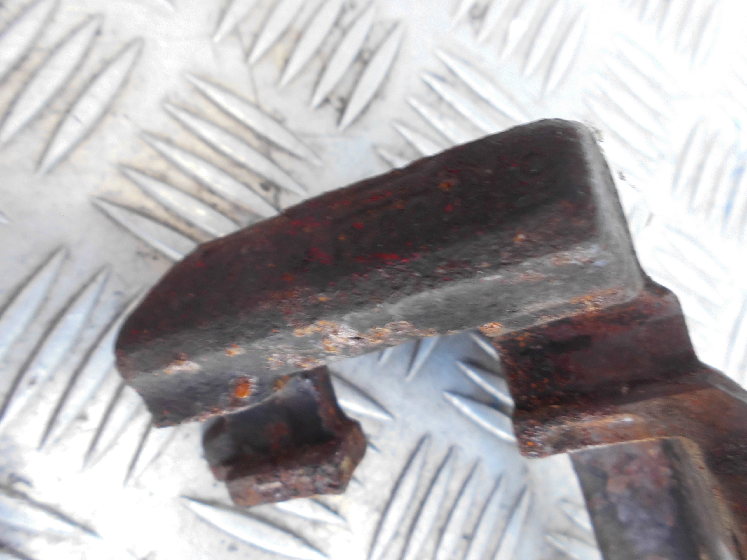 AUDI A4 B6 JARZMO Bremssattel Bremse Sattel rechts oder links