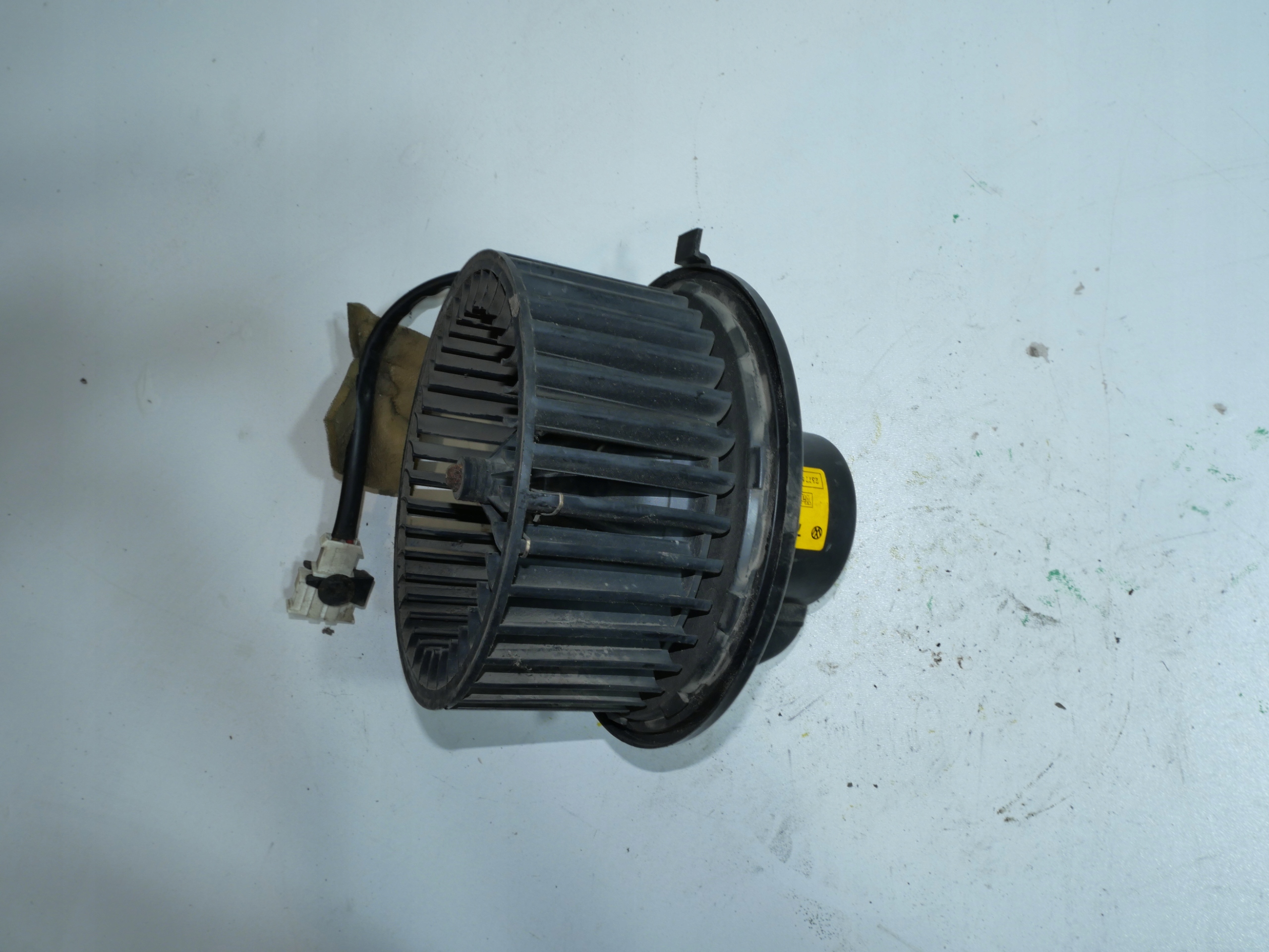 Lüfter DMUCHAWA VW T4 701819021B