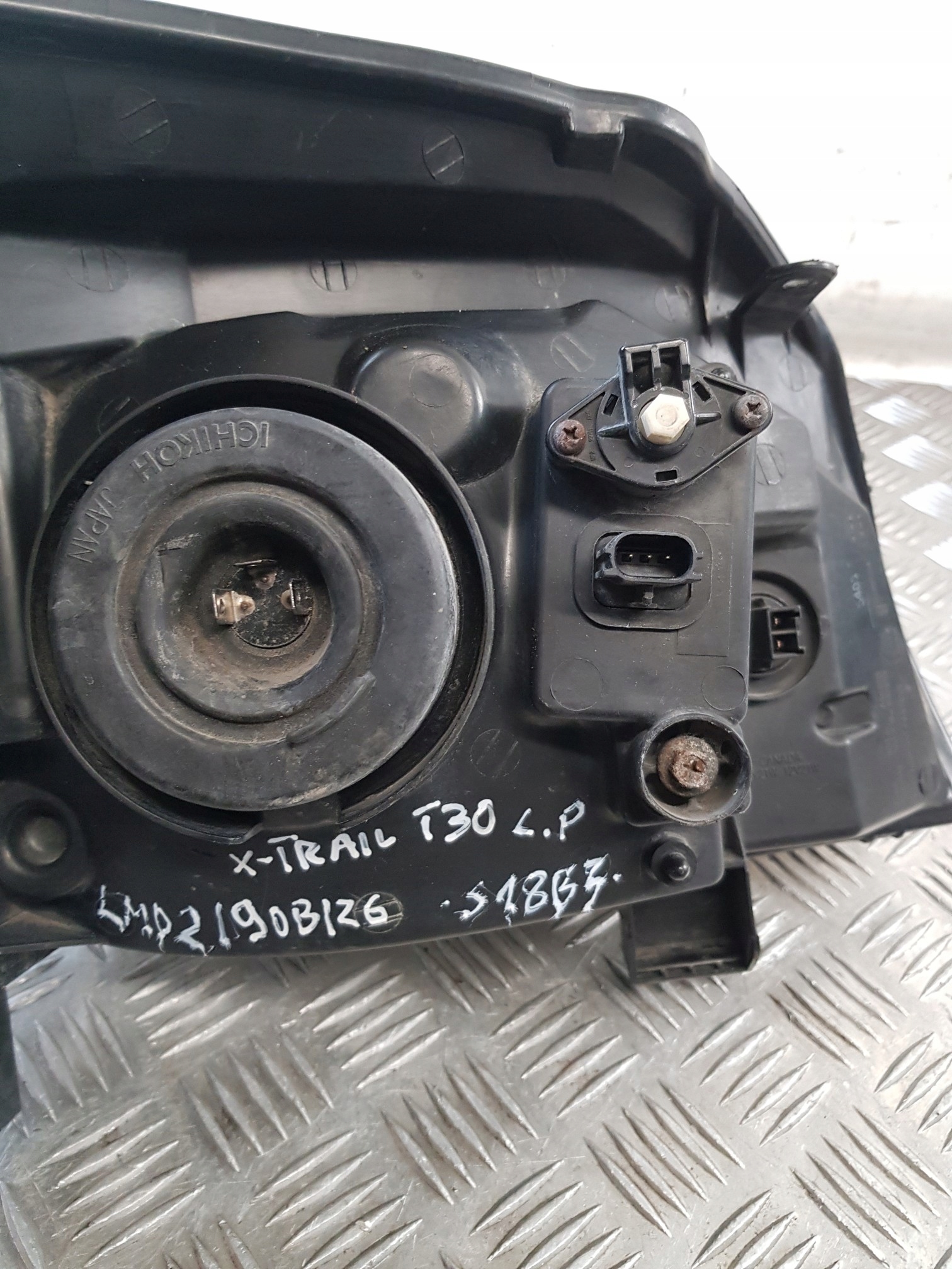 light left front + indicator NISSAN X-TRAIL T30 and