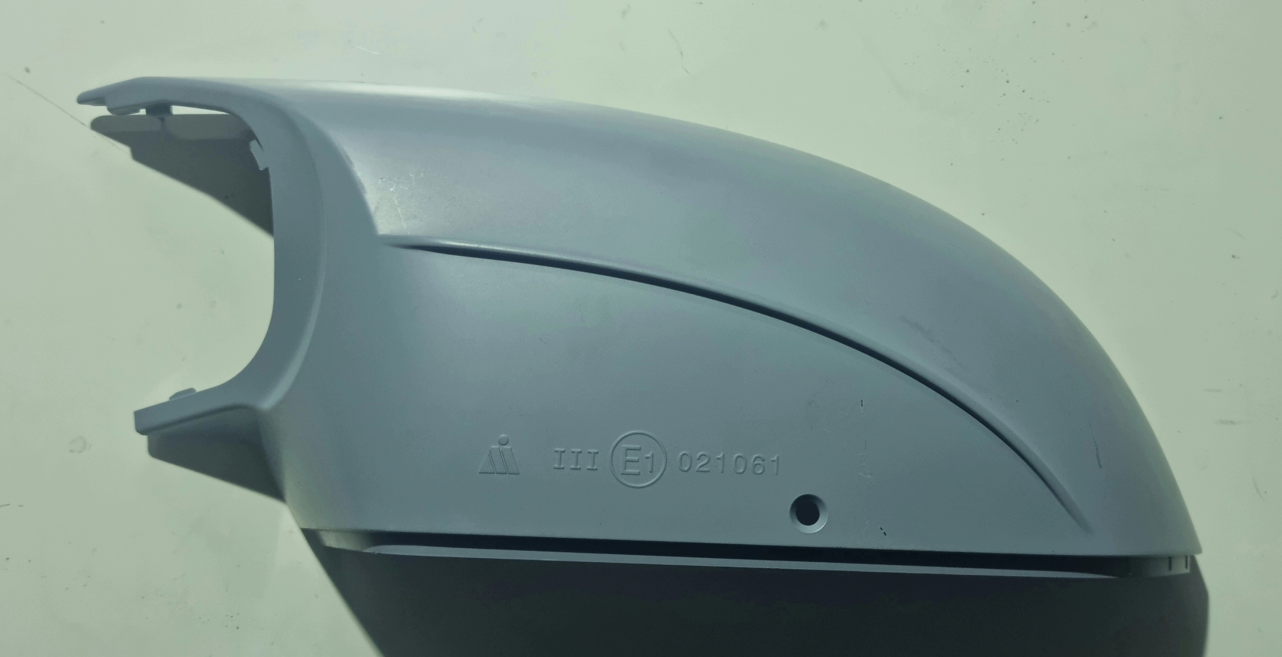AUDI A8 D4 cover mirrors of left left A2526415