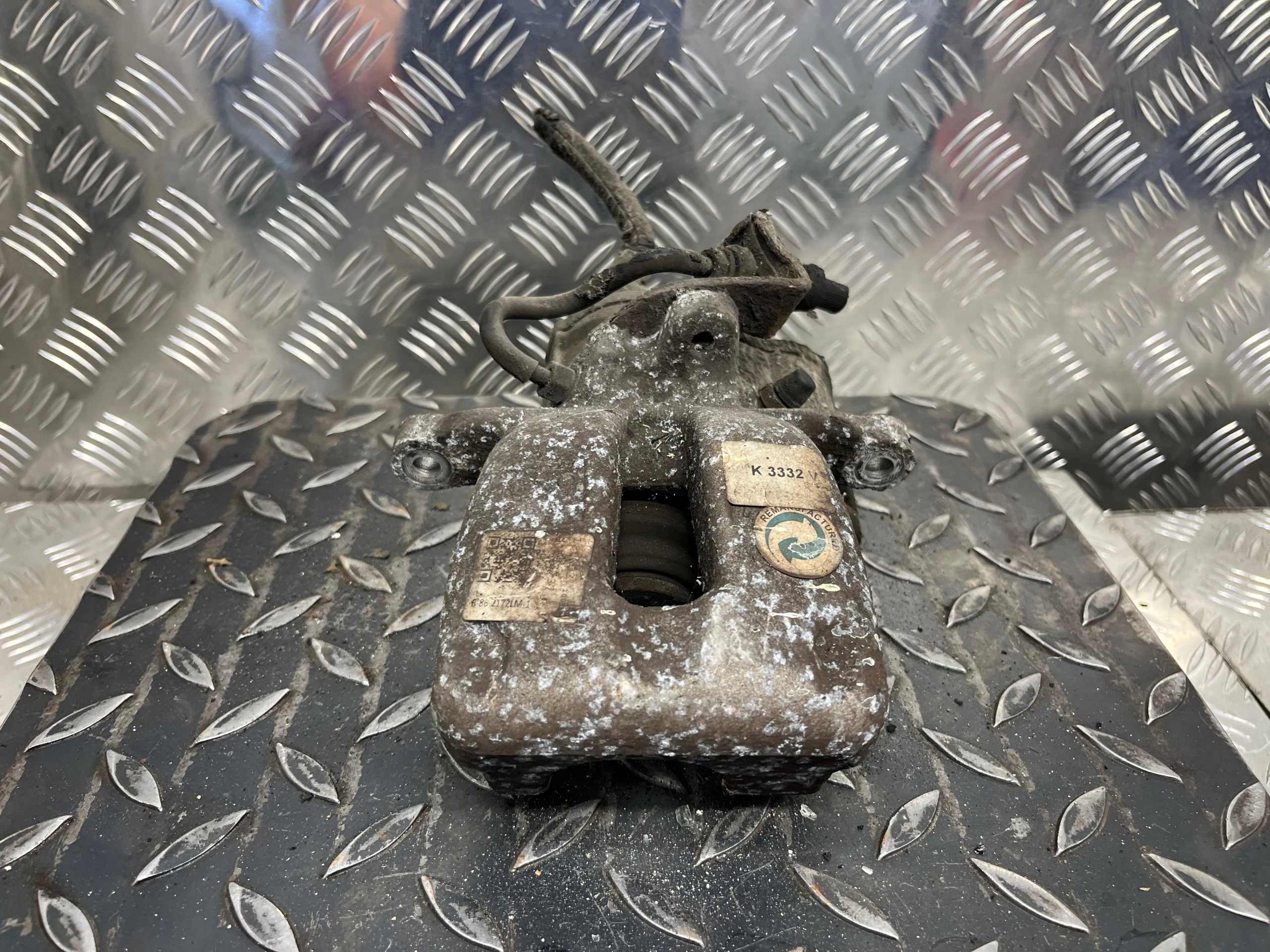 caliper brake left rear part rear VOLKSWAGEN PASSAT B6